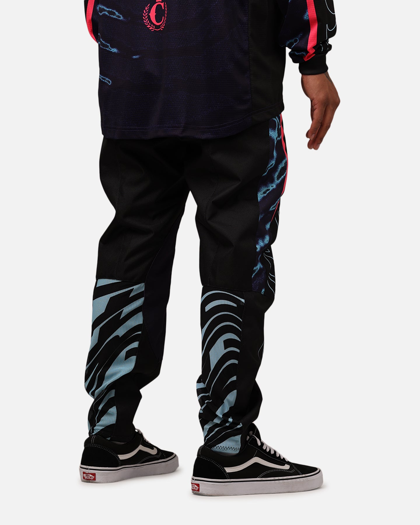 {product_title} - {shop_name}