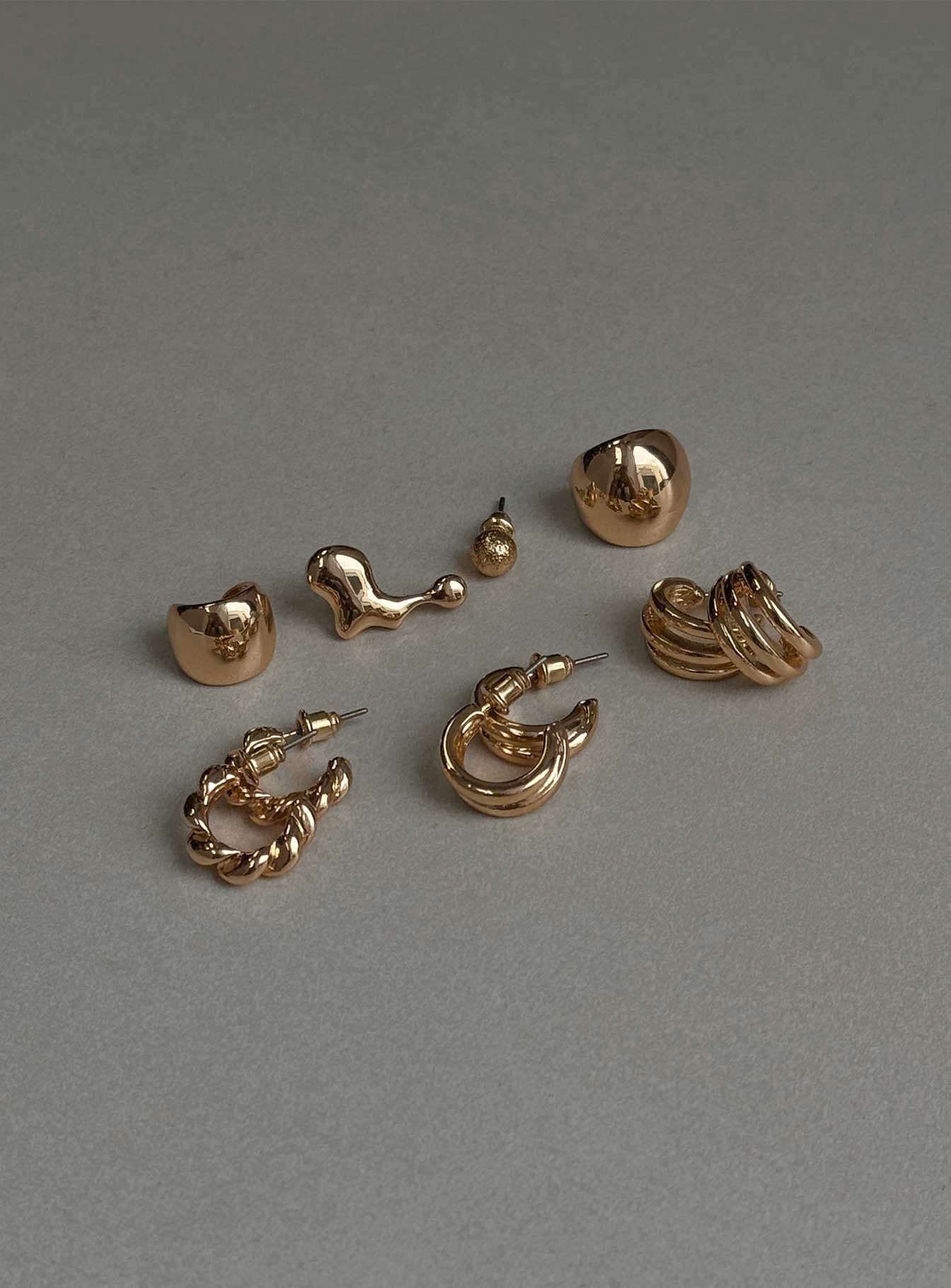 Pantheress Earring Pack Gold、mySite、solidvoid