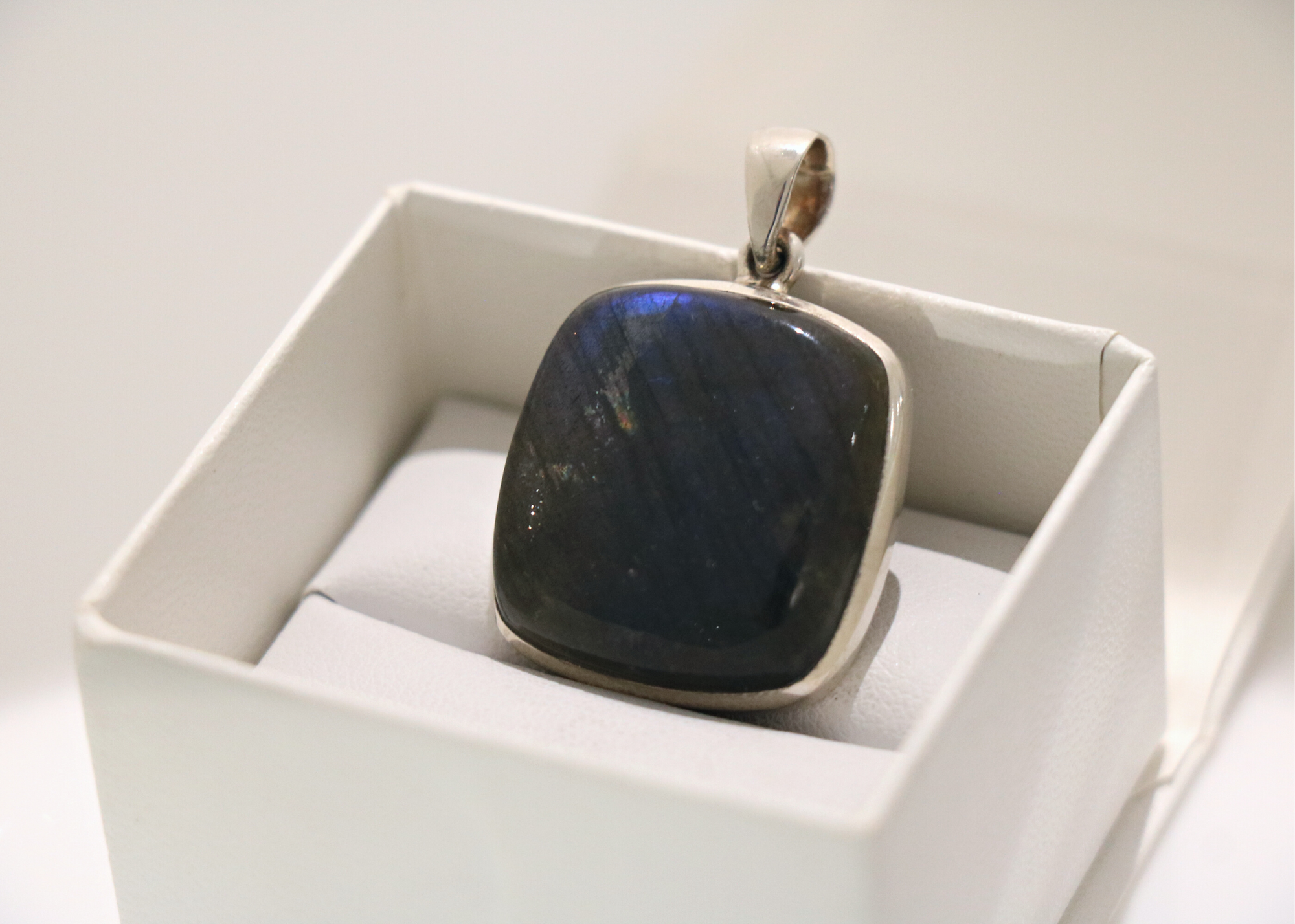 Square Labradorite Pendant (Sterling Silver)、mySite、topwebapps