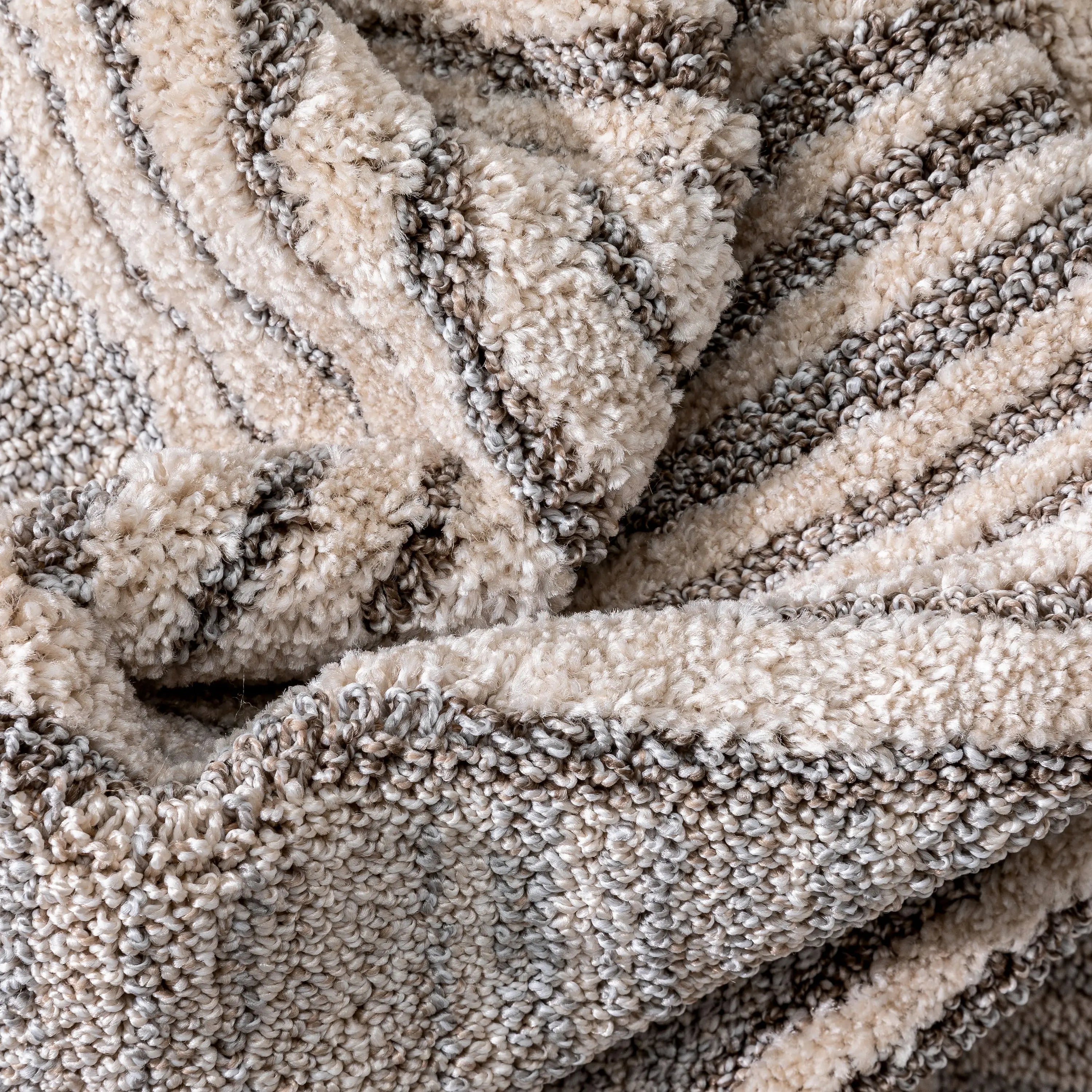 Briar Tribal Geometric Abstract Beige Looped Pile Rug、mySite、gigharbornorthrealestate