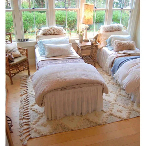 Natalie Pure Wool Area Rug、mySite、gigharbornorthrealestate