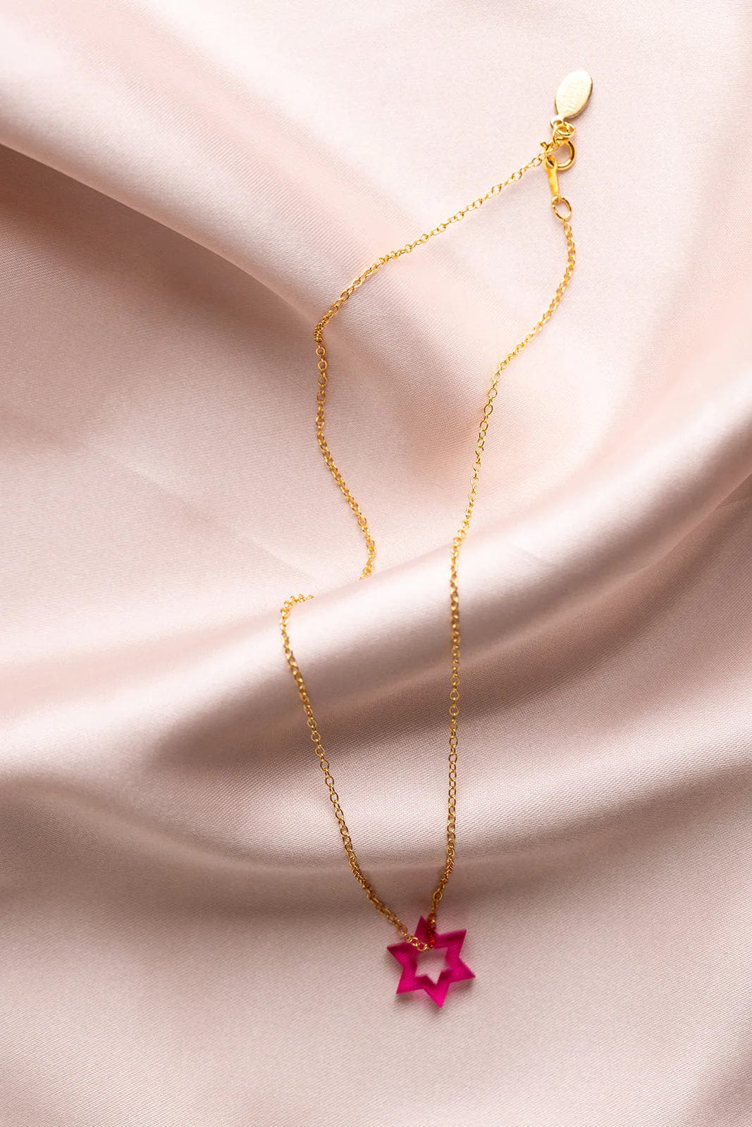 Micro Floating Magen David Necklace - Magenta、mySite、topwebapps