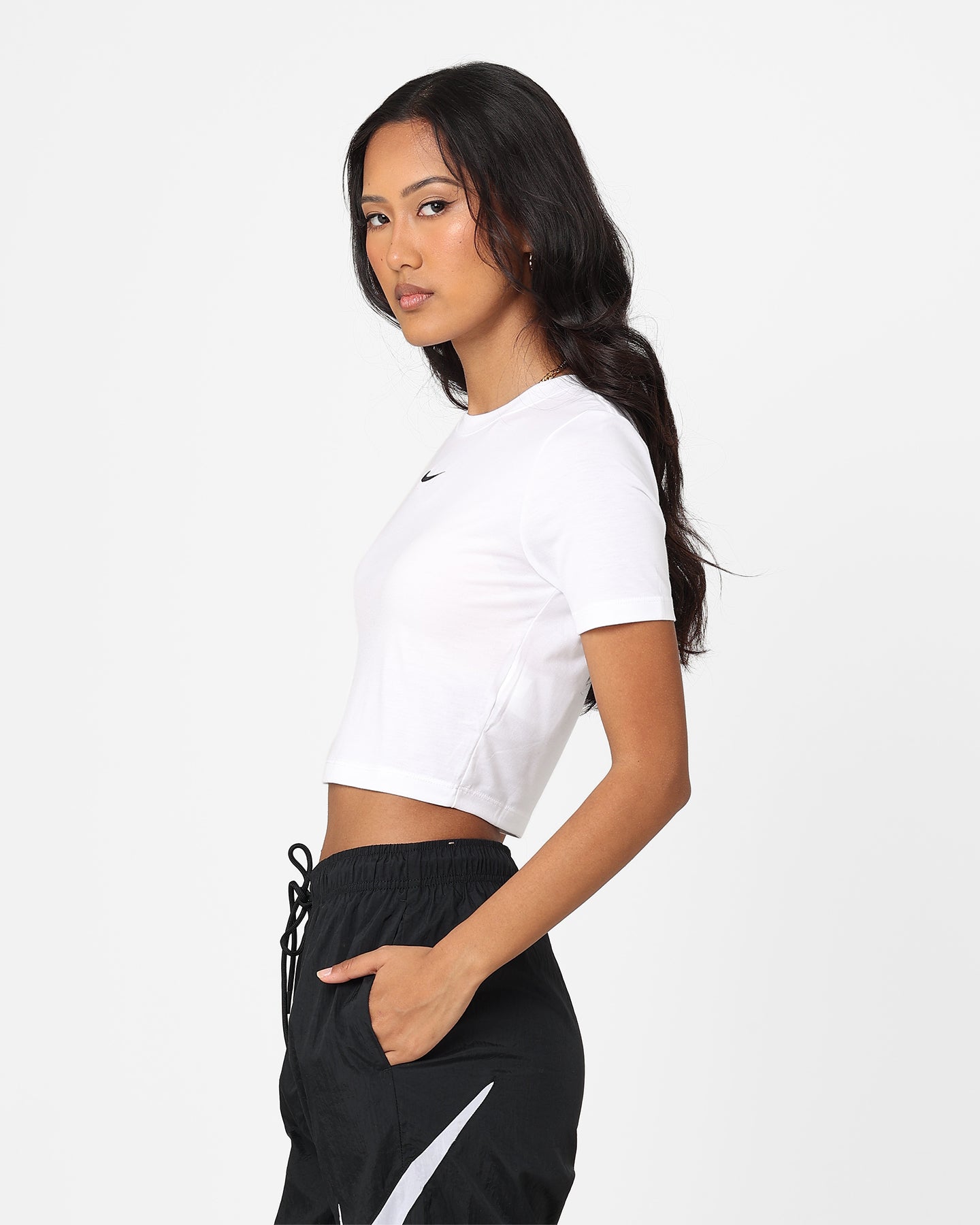 Nike Women's Sportswear Essential Slim-Fit Crop T-Shirt White、mySite、zt4zffjzw