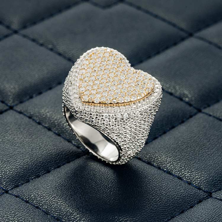 Two Tone Moissanite Heart Shaped Ring 14K Gold、mySite、hinf8tx79