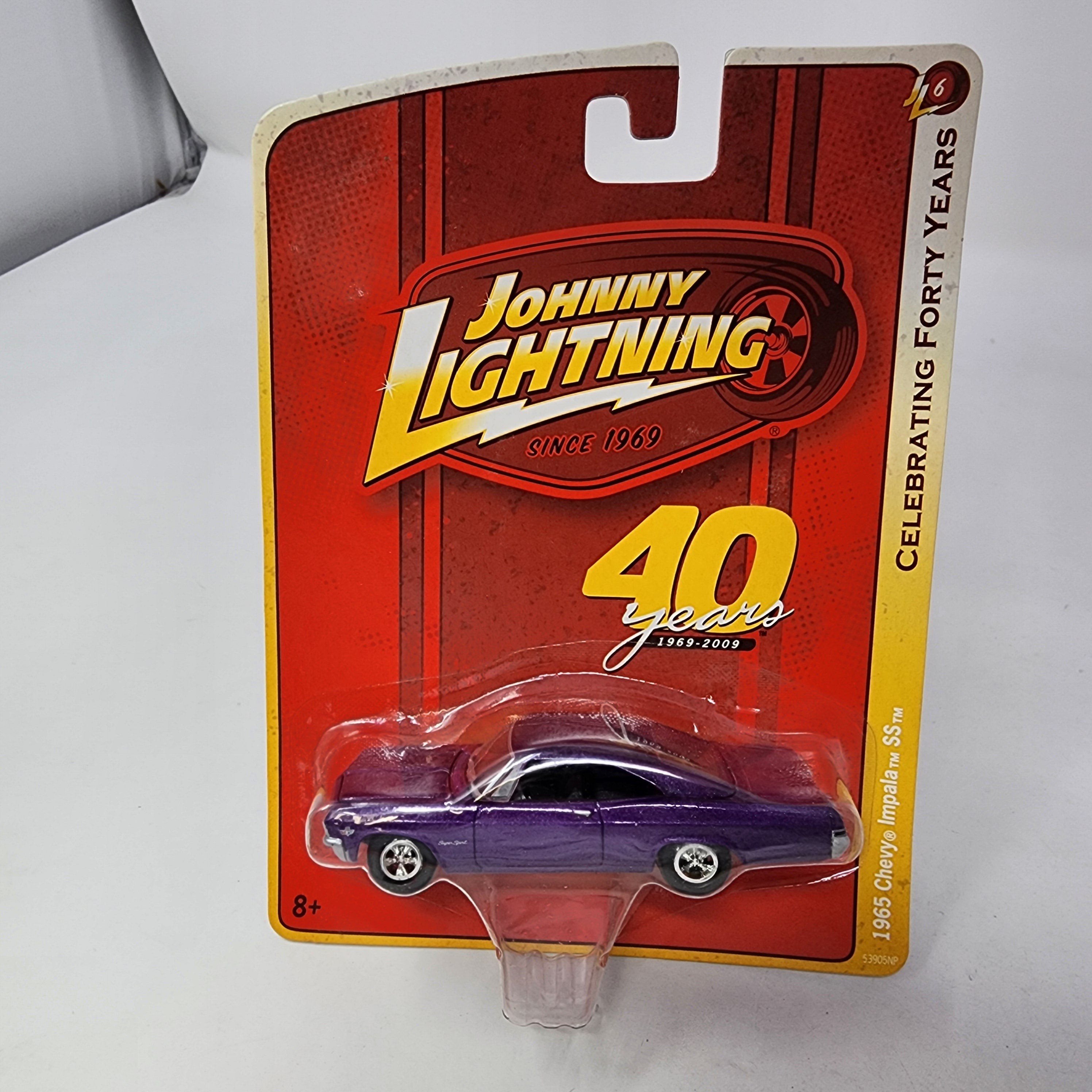 1965 Chevy Impala SS * Johnny Lightning 40 Years、mySite、hgirdovlk