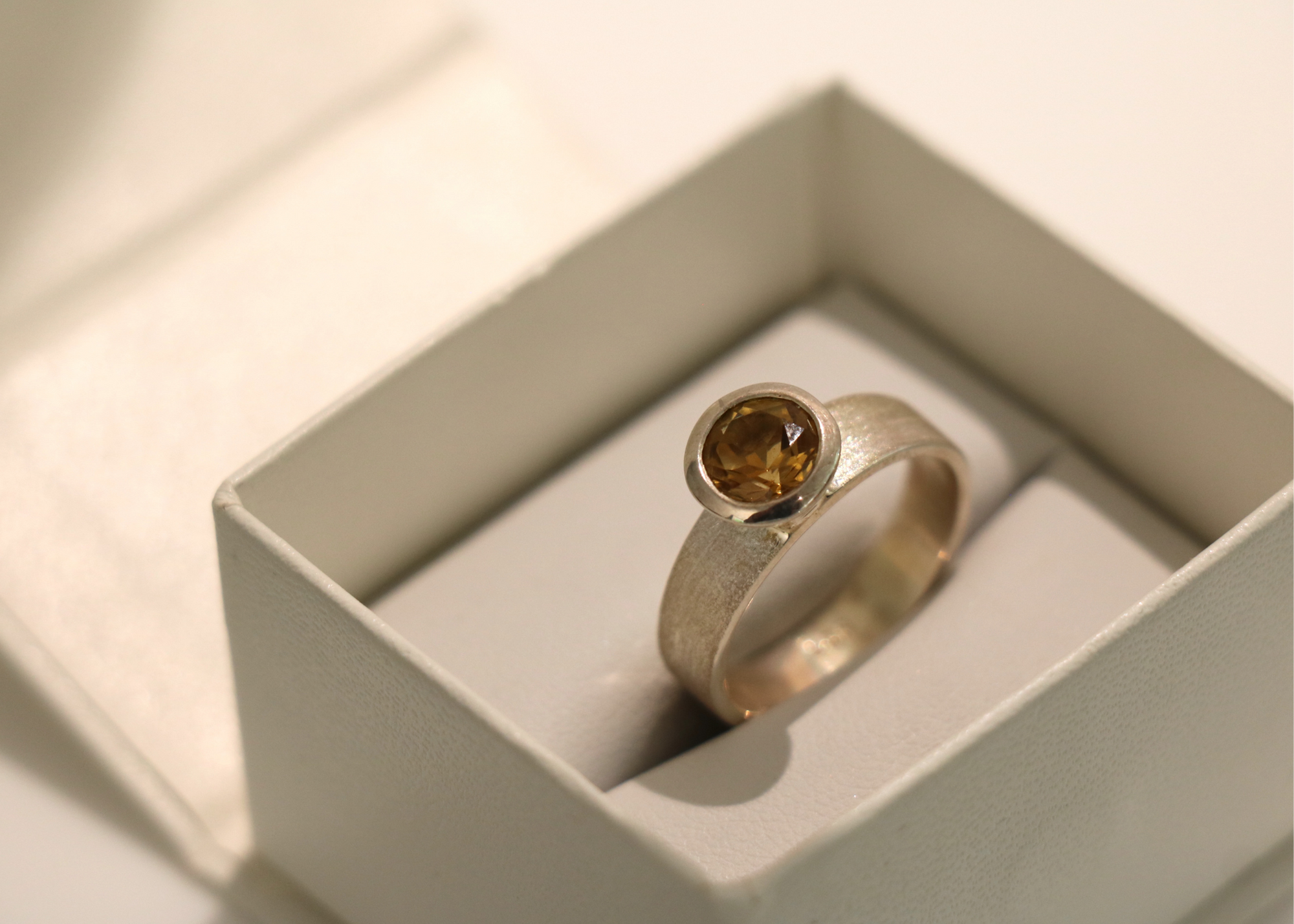 Citrine Gemstone Ring (Sterling Silver)、mySite、topwebapps