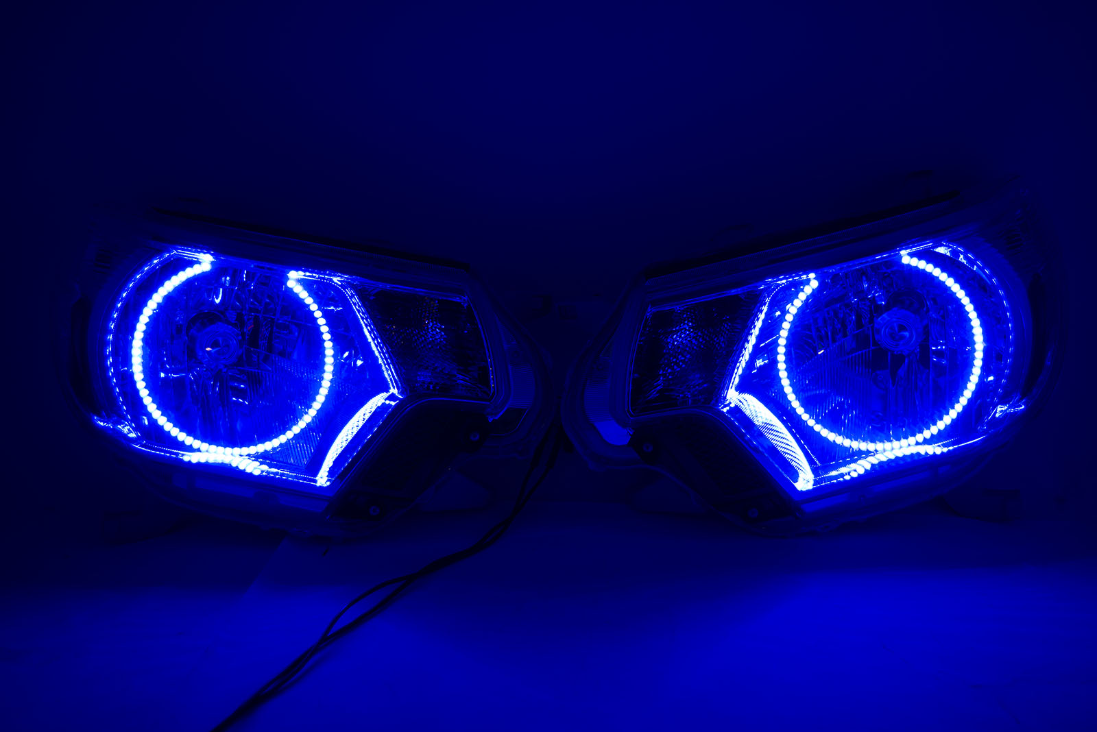 2012-2015 Toyota Tacoma Headlights ORACLE RGB ColorSHIFT LED Halos + ORACLE RGB Remote、mySite、nflplayoffbracketp