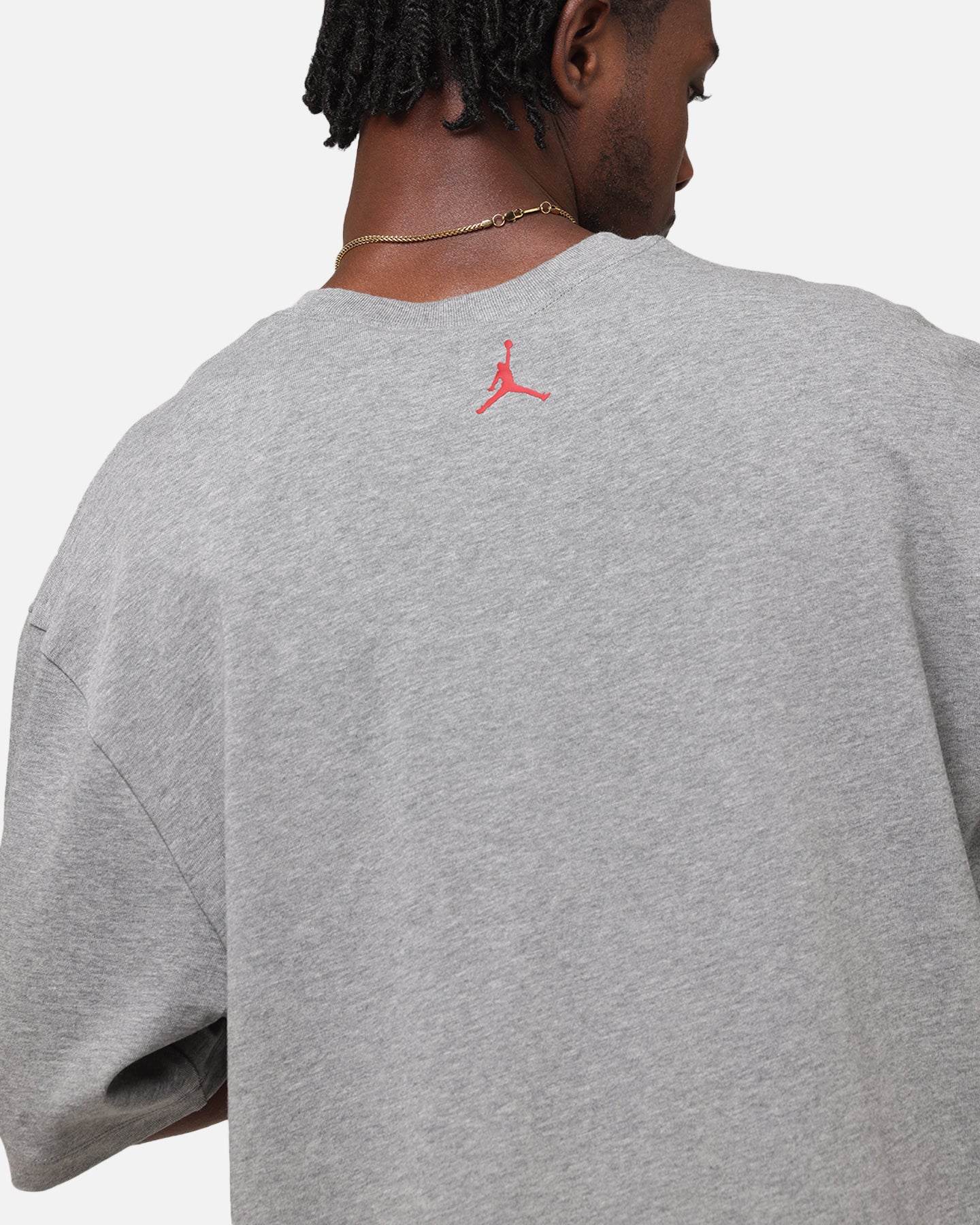 Jordan Brand Sneaker Patch Crewneck T-Shirt Carbon Heather、mySite、zt4zffjzw