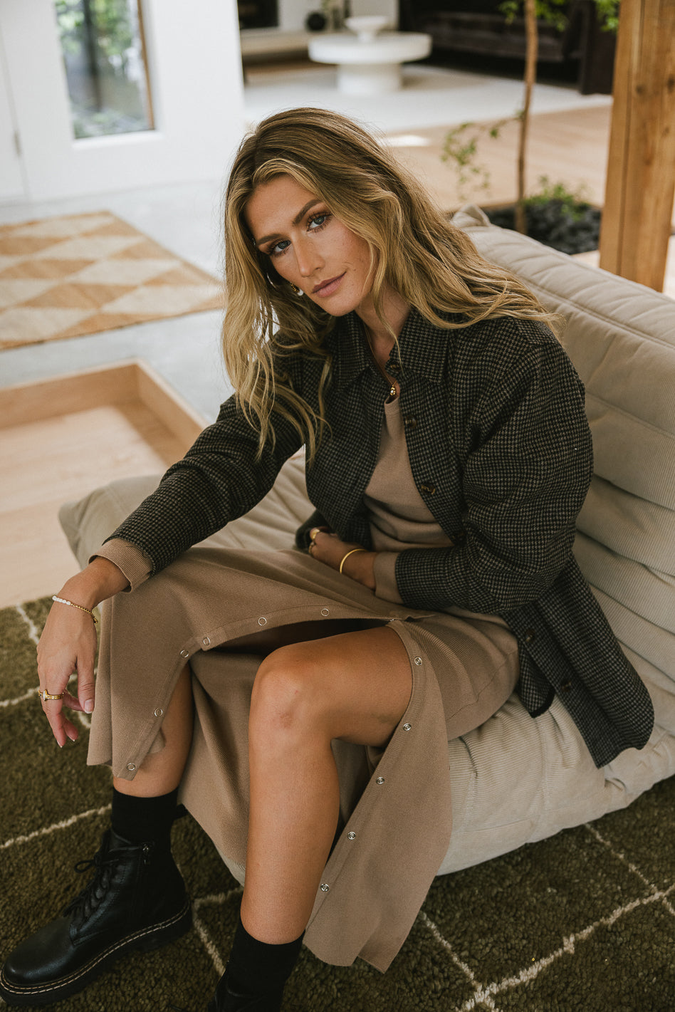 {product_title} - {shop_name}