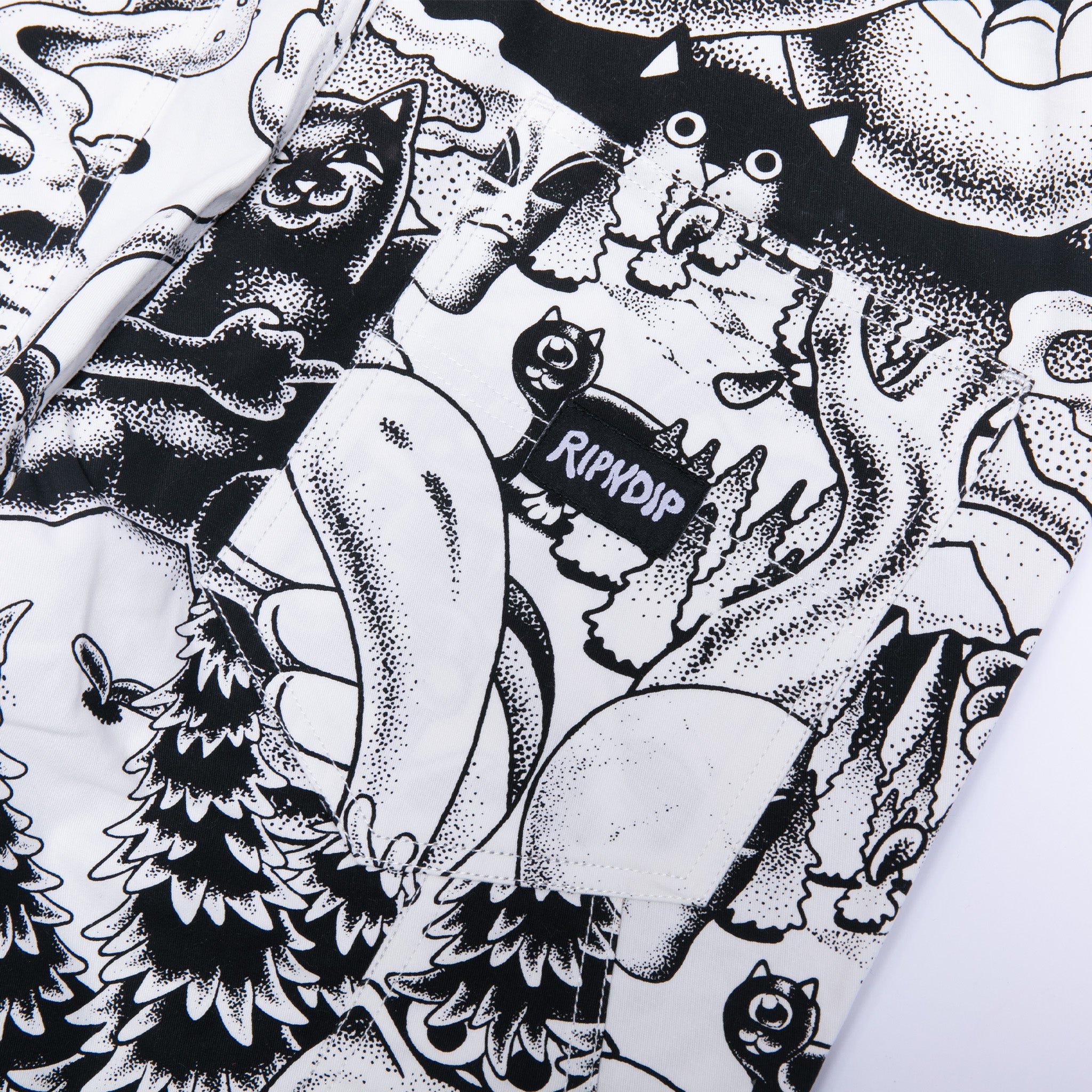 {product_title} - {shop_name}