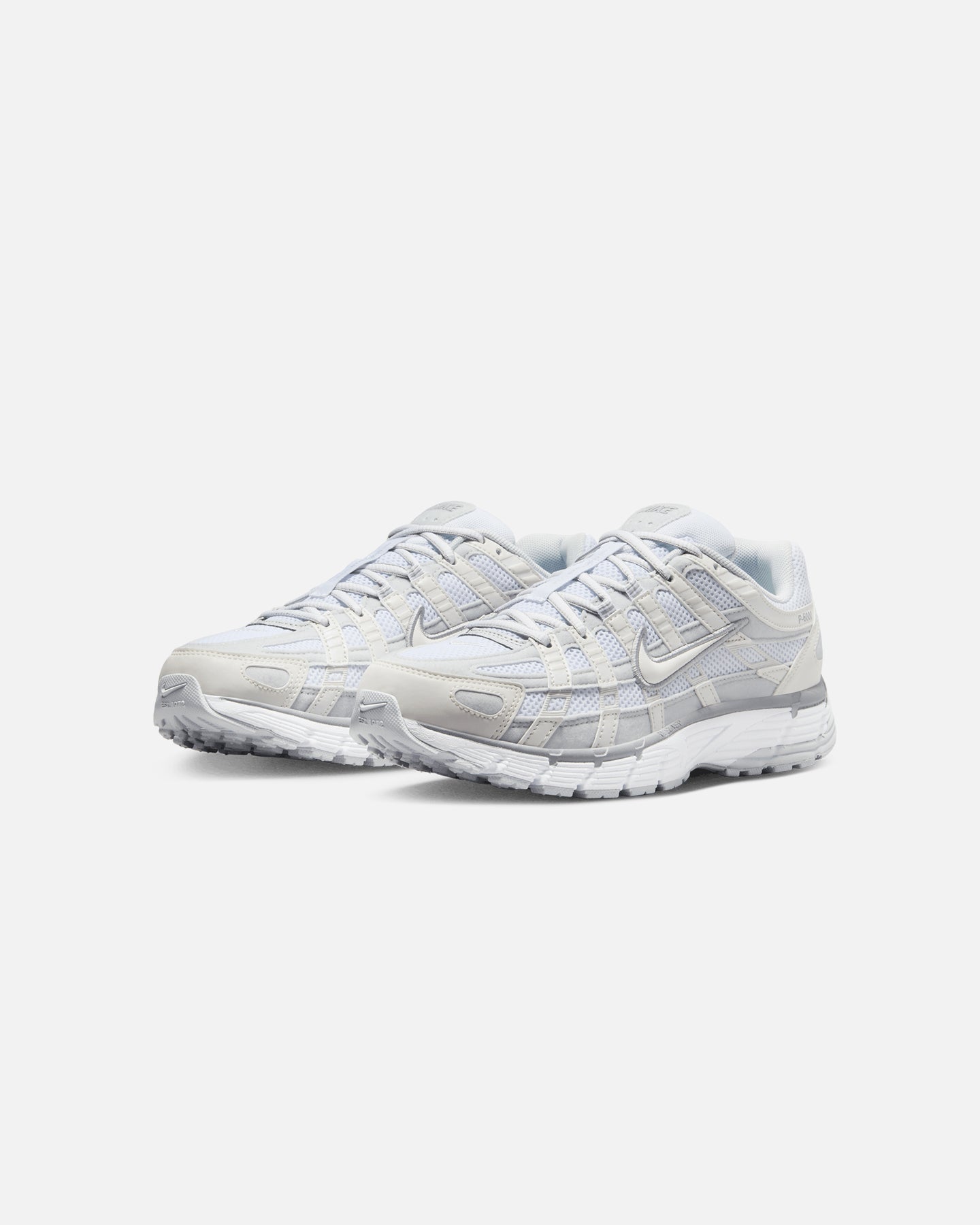 Nike Women's P-6000 Metallic Summit White、mySite、zt4zffjzw
