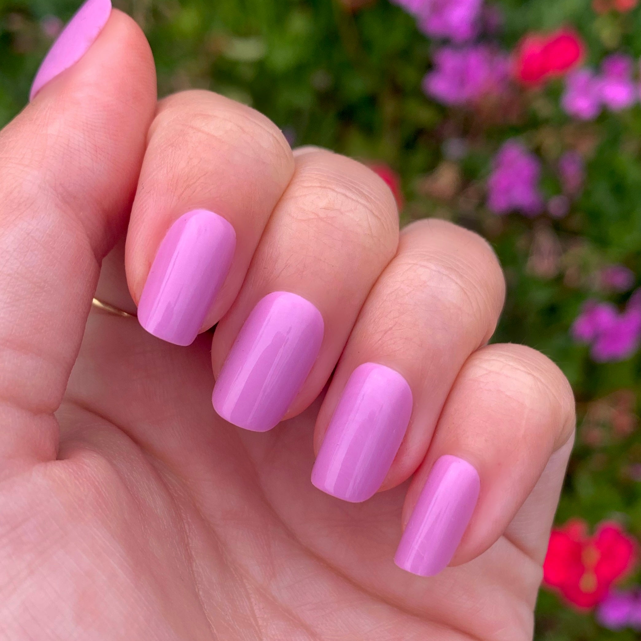 Fierce & Loving | Squoval | Short、mySite、solidvoid