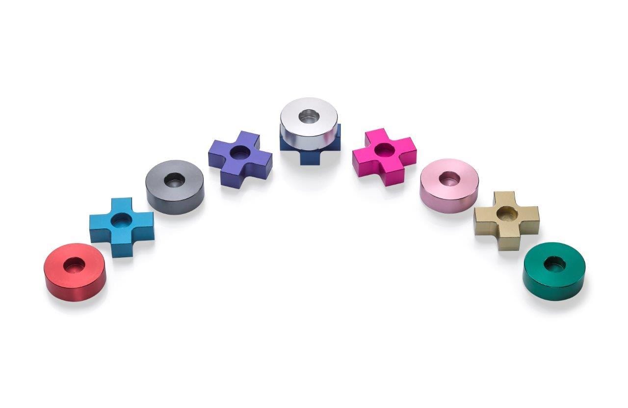 Tic Tac Toe Menorah by Laura Cowan - Rainbow、mySite、topwebapps