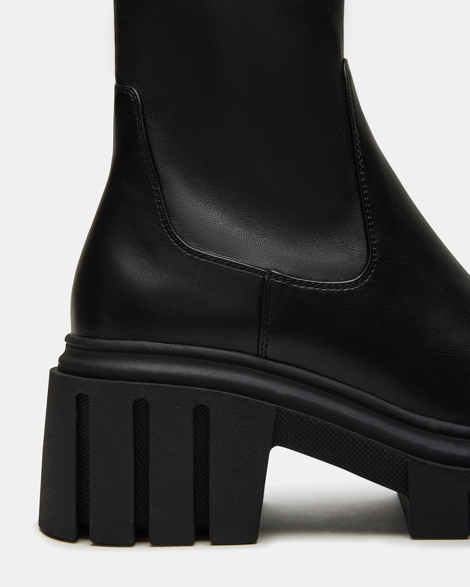 BOOMBA BLACK - SM REBOOTED、mySite、gtrtttuynbv