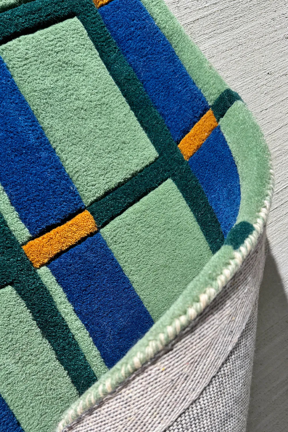 Mid-Century Multicolor Square Grid Hand Tufted Wool Rug、mySite、gigharbornorthrealestate