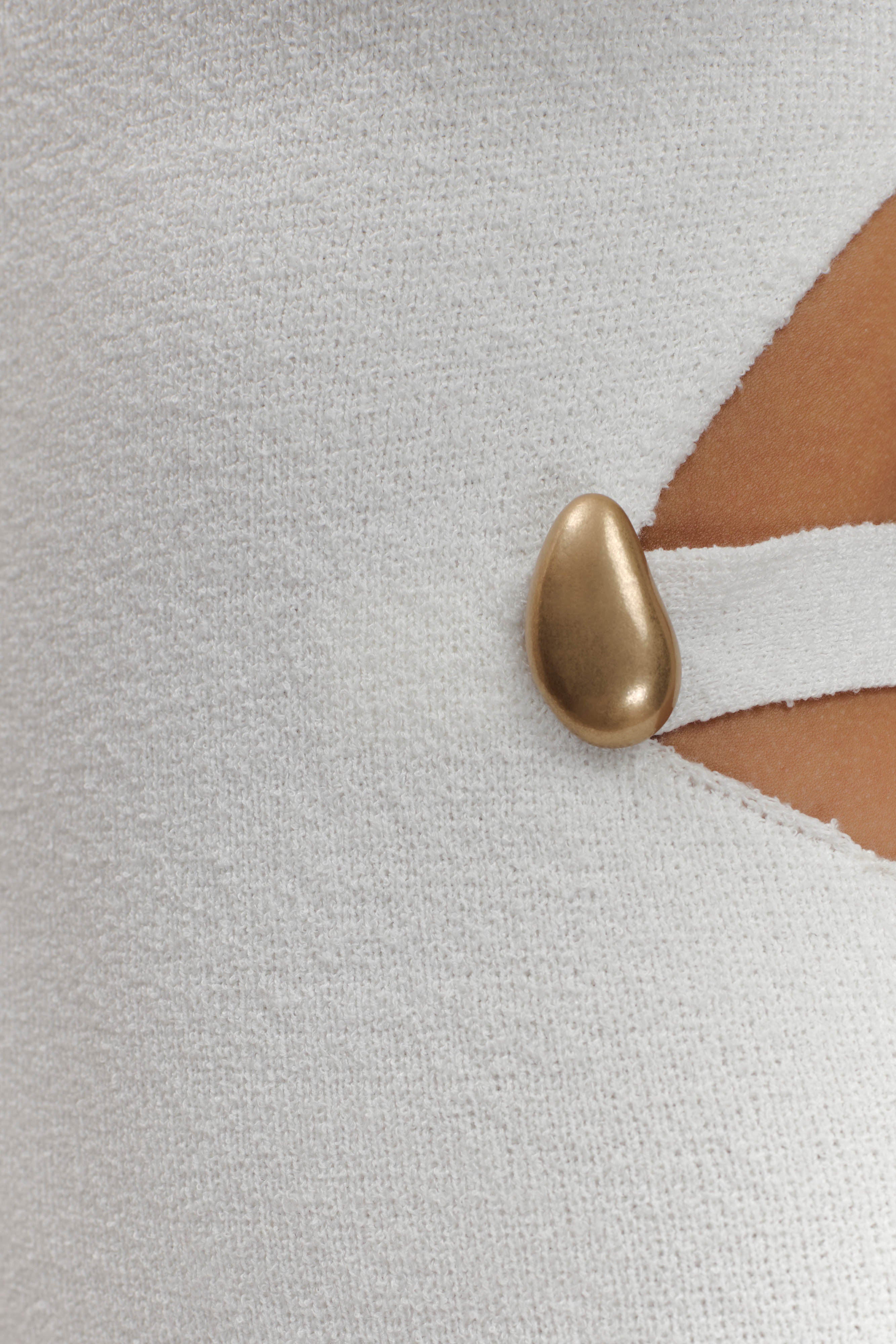 Alysanne Cut Out Knit Maxi Dress - White、mySite、solidvoid