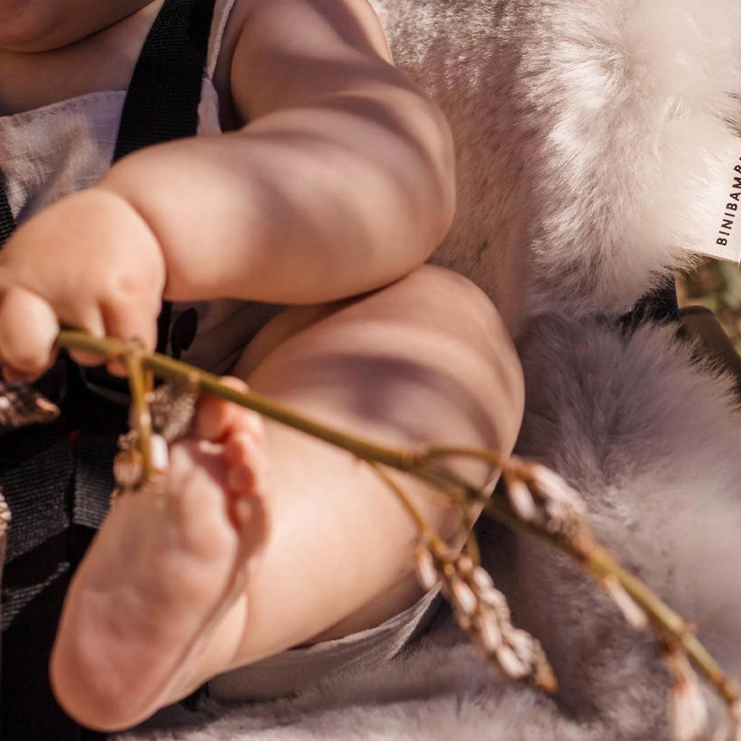  BINIBAMBA Merino Sheepskin Snuggler - Moon、mySite、merchandisen