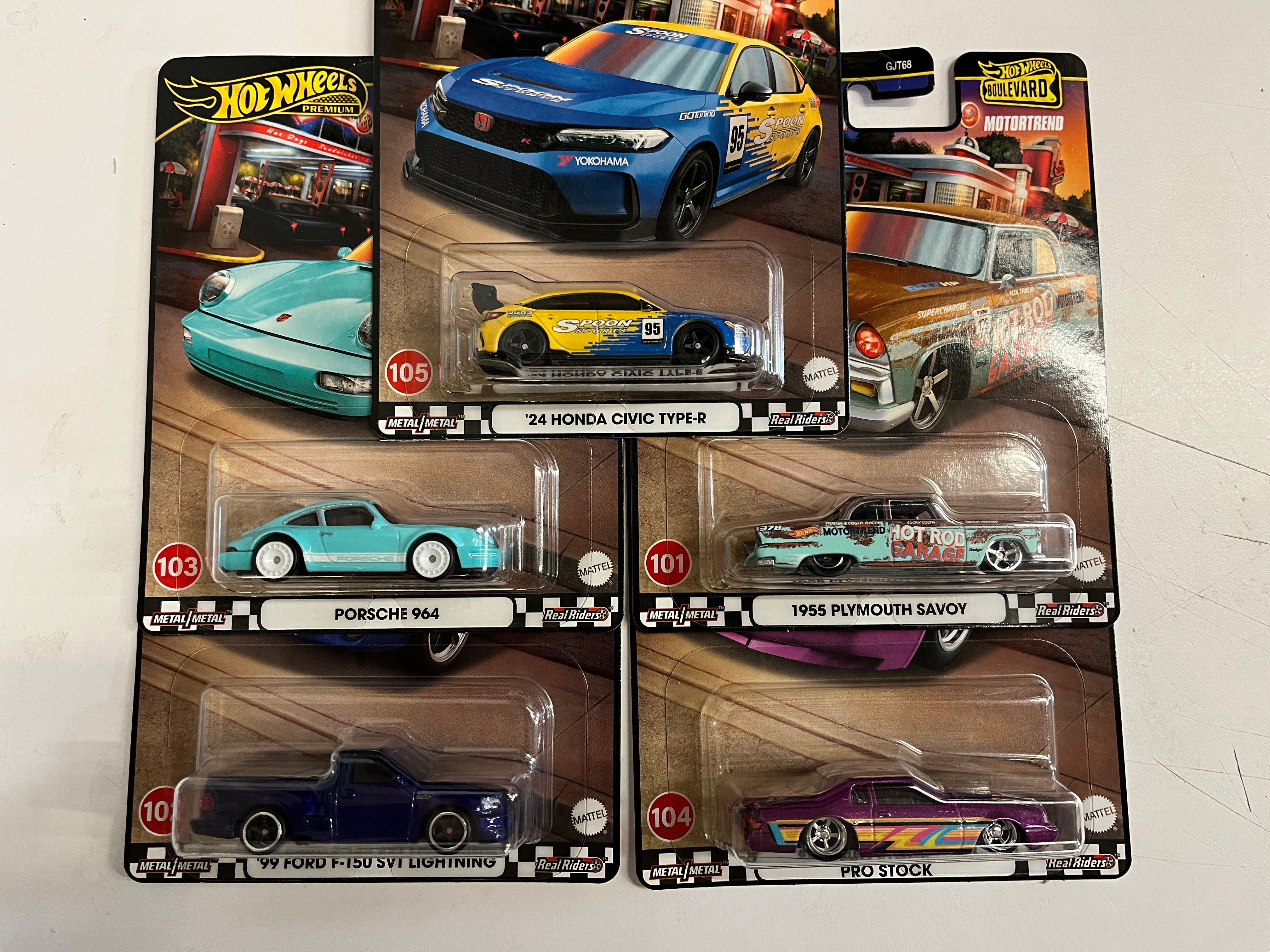 5 Car Set from CASE W * 2024 Hot Wheels Boulevard Civic, Porsche, Savoy、mySite、hgirdovlk