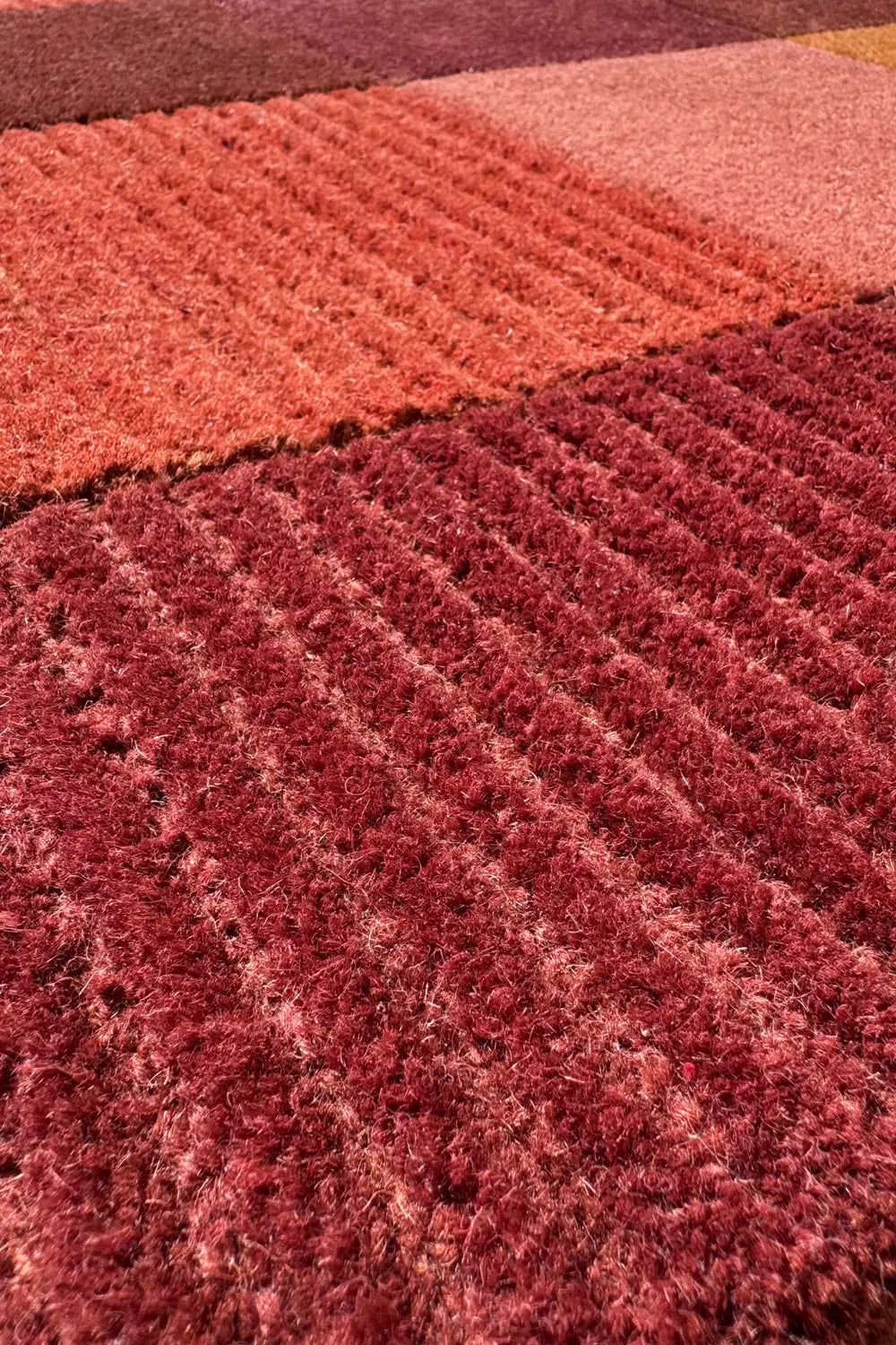 Terracotta Block Brown Hand Tufted Wool Rug、mySite、gigharbornorthrealestate