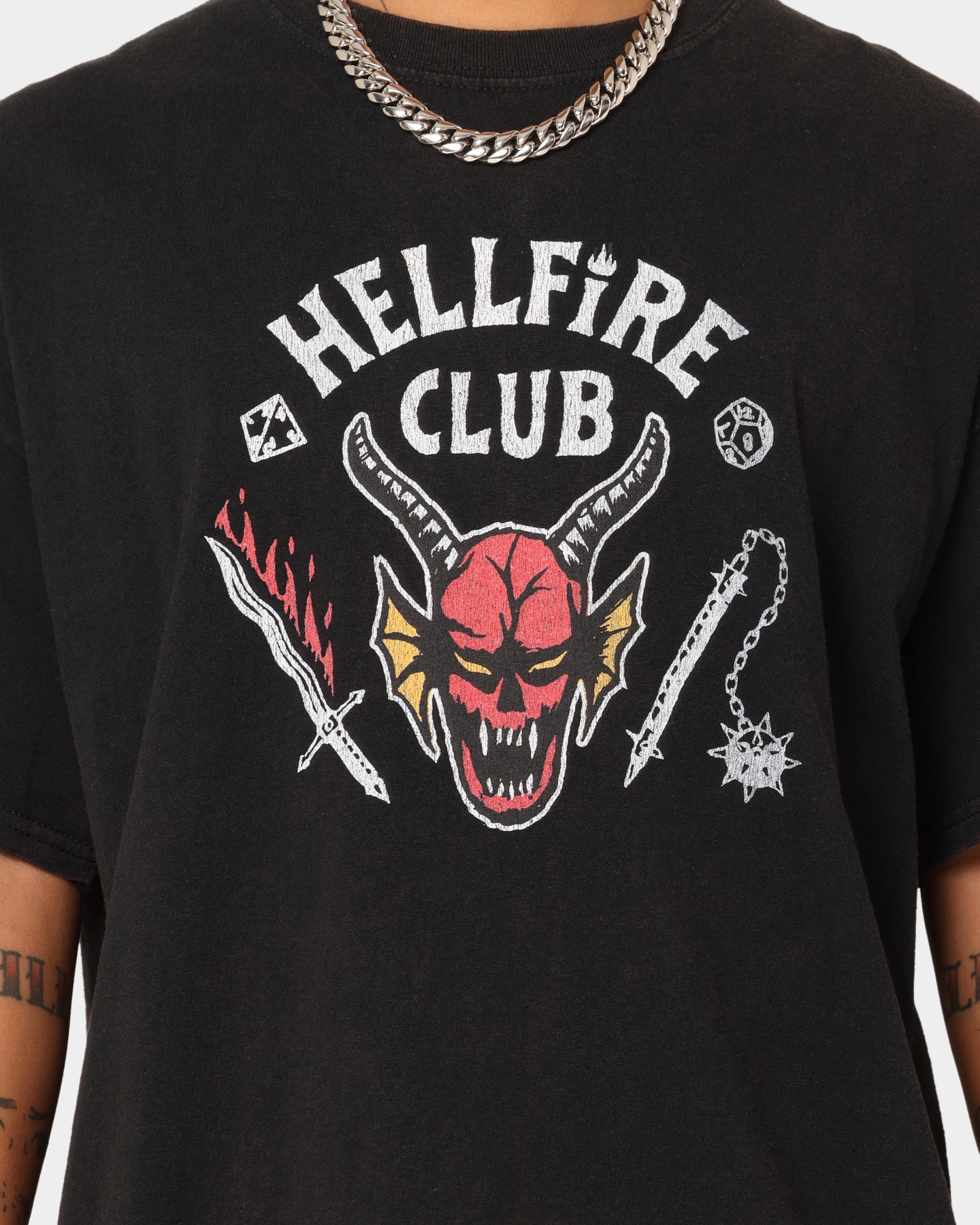 Goat Crew Goat Crew X Stranger Things Hellfire Club Vintage T-Shirt Washed Black、mySite、zt4zffjzw