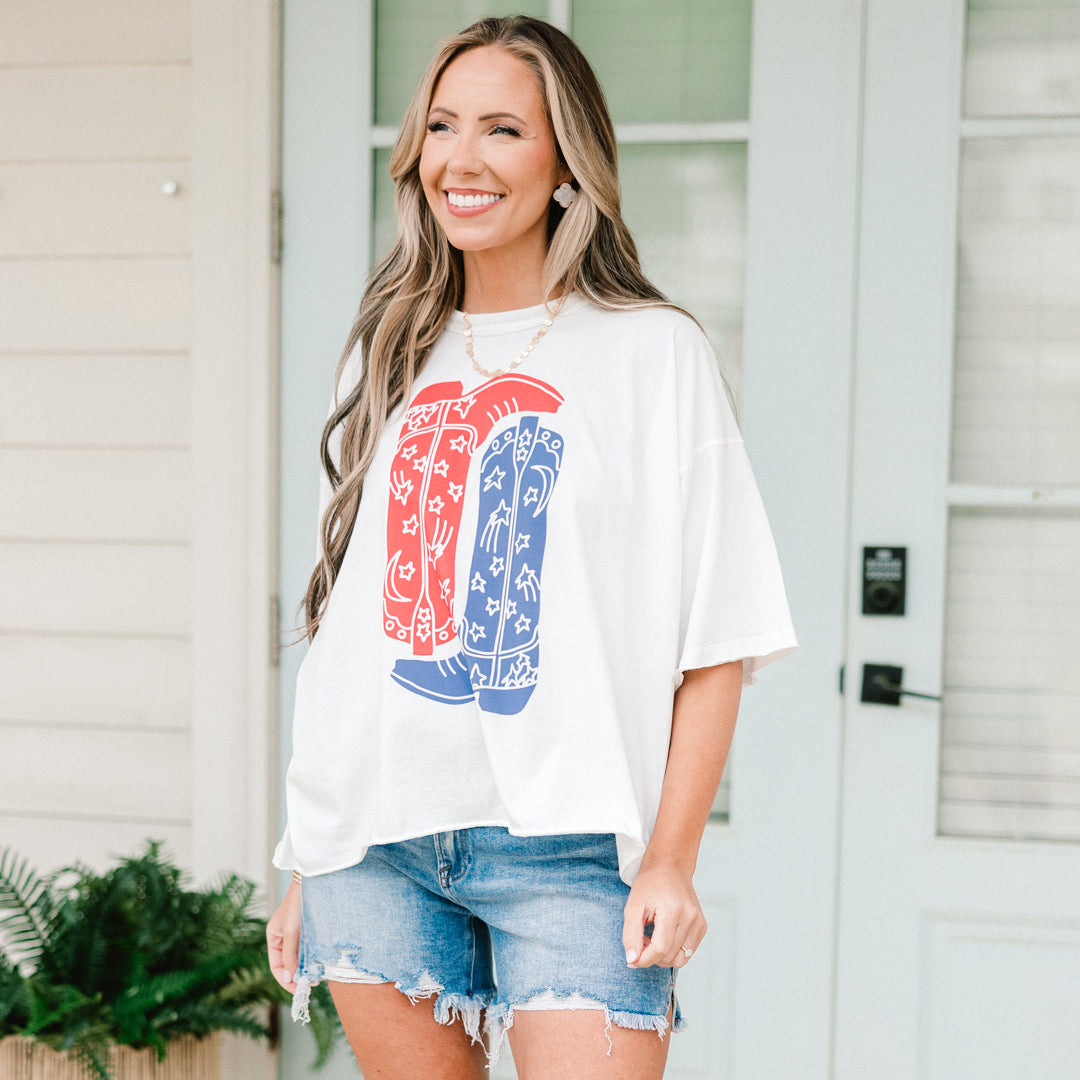  Boot Scootin Cowgirl Vintage Wash Tee, White、mySite、justintrudeaud