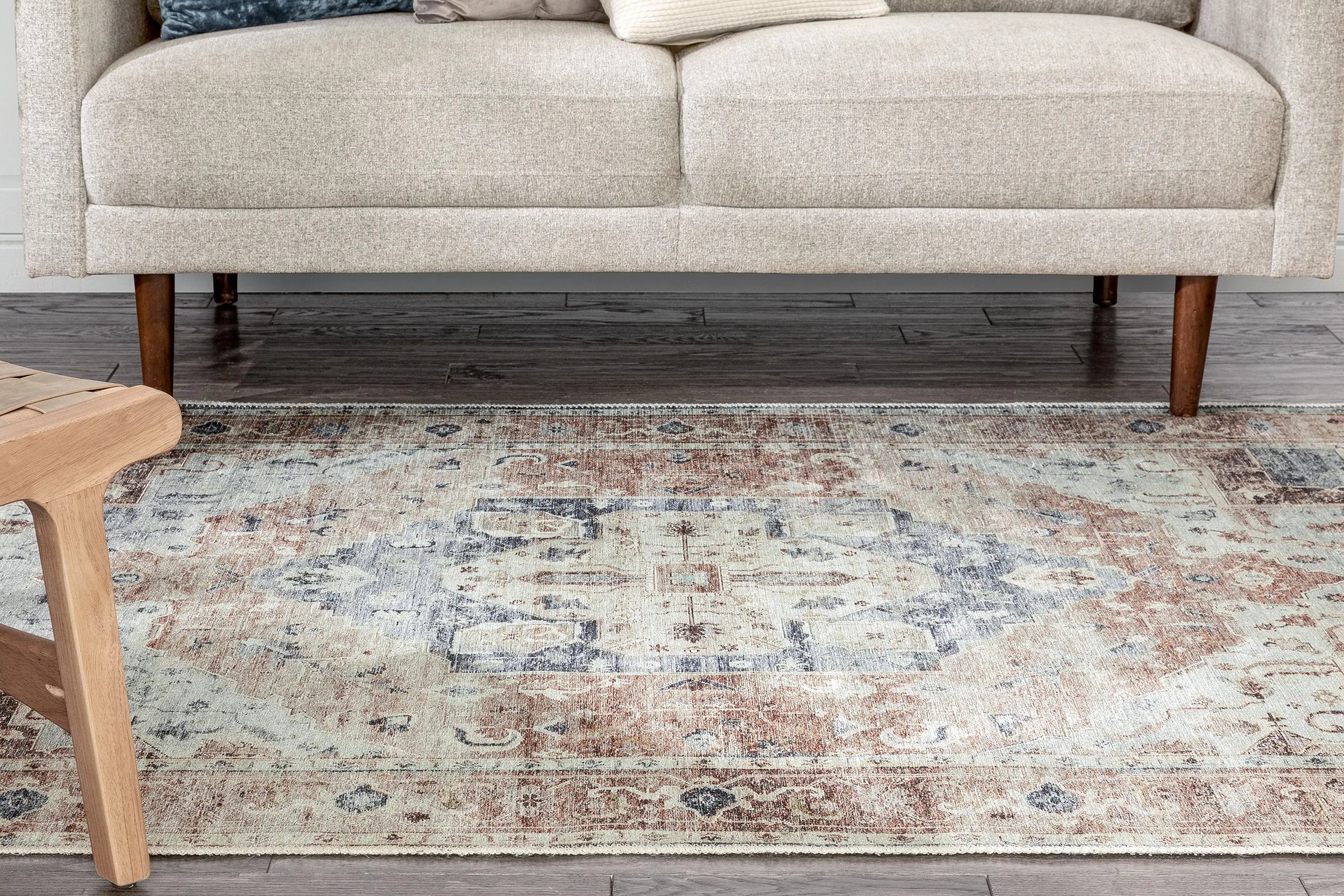 Binita Machine Washable Vintage Medallion Oriental Ivory Rust Flat-Weave Rug、mySite、gigharbornorthrealestate