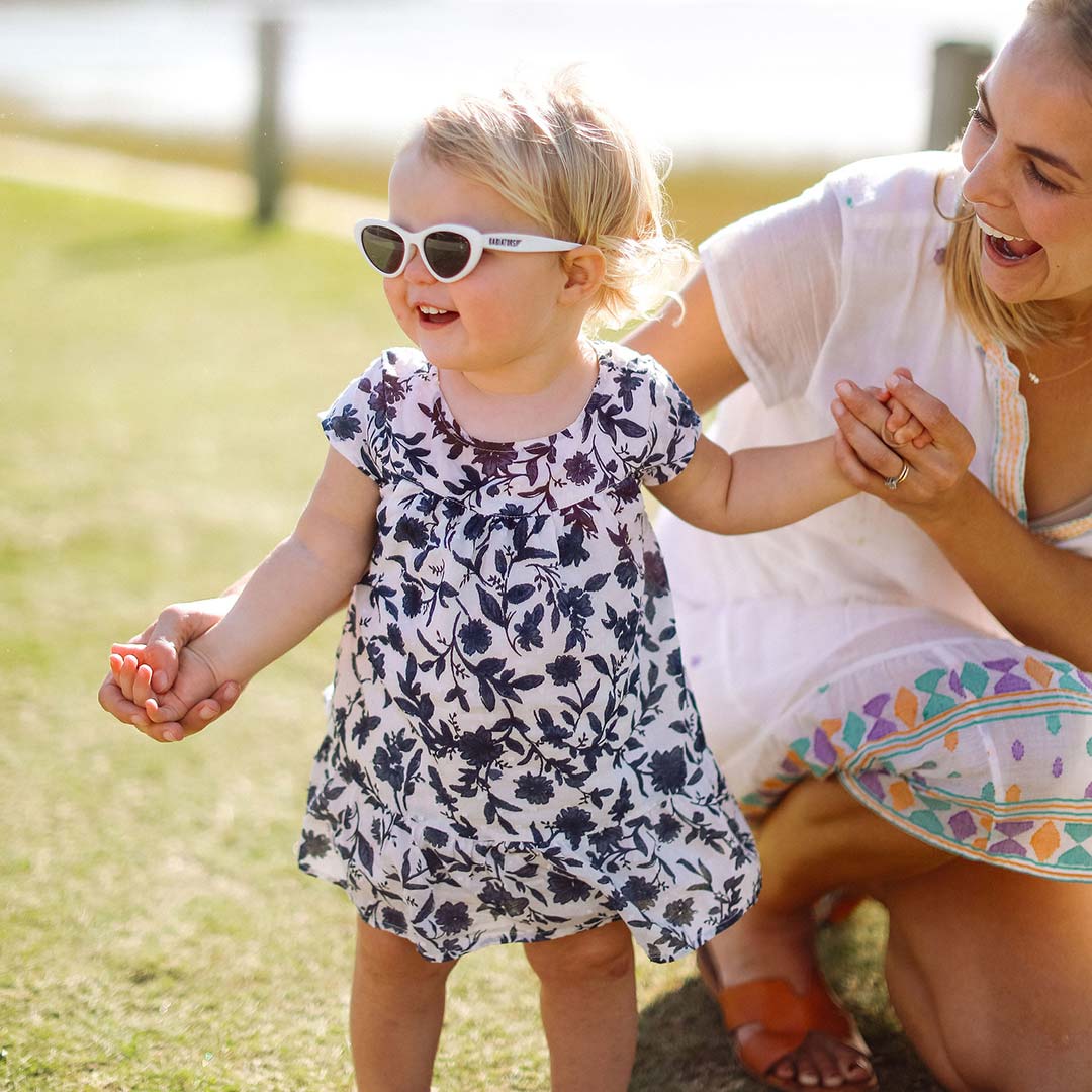 Babiators Original Cat-Eye Sunglasses - Wicked White、mySite、merchandisen