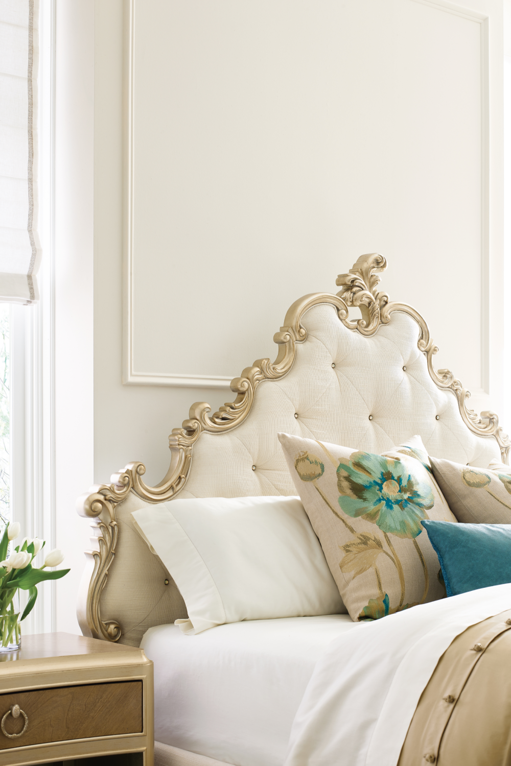 Mid-Century Modern Hardwood Nightstand | Caracole Fontainebleau、mySite、neckold