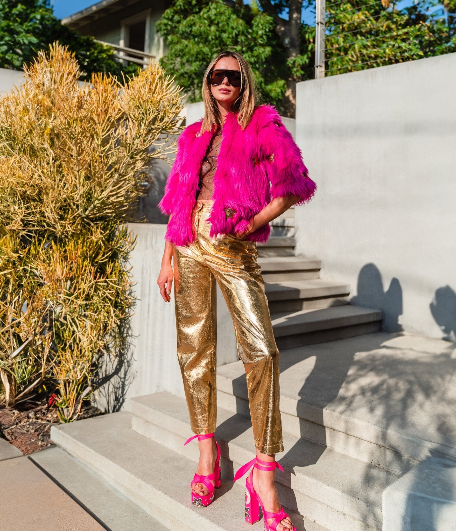 {product_title} - {shop_name}