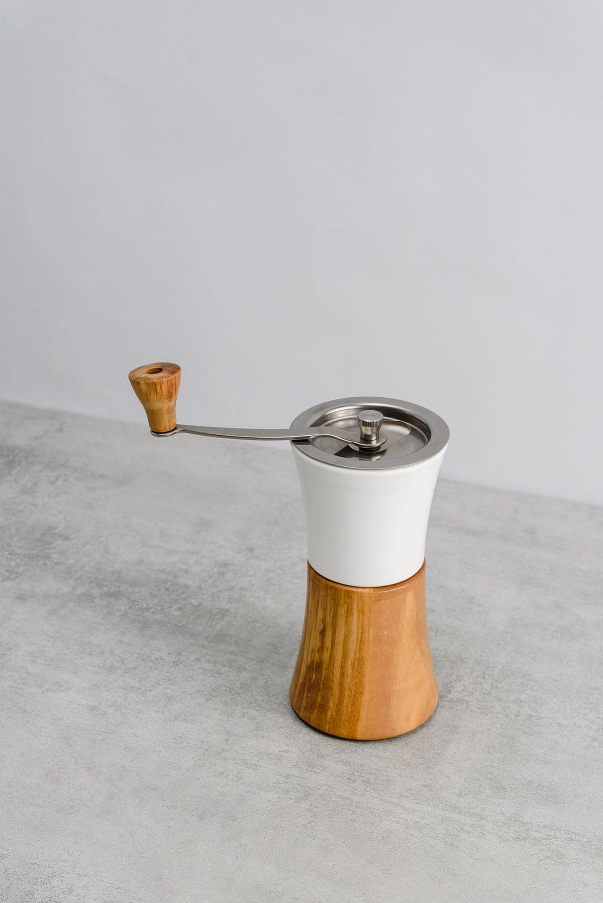 Hario Ceramic Olive Wood Coffee Grinder、mySite、gigharbornorthrealestate