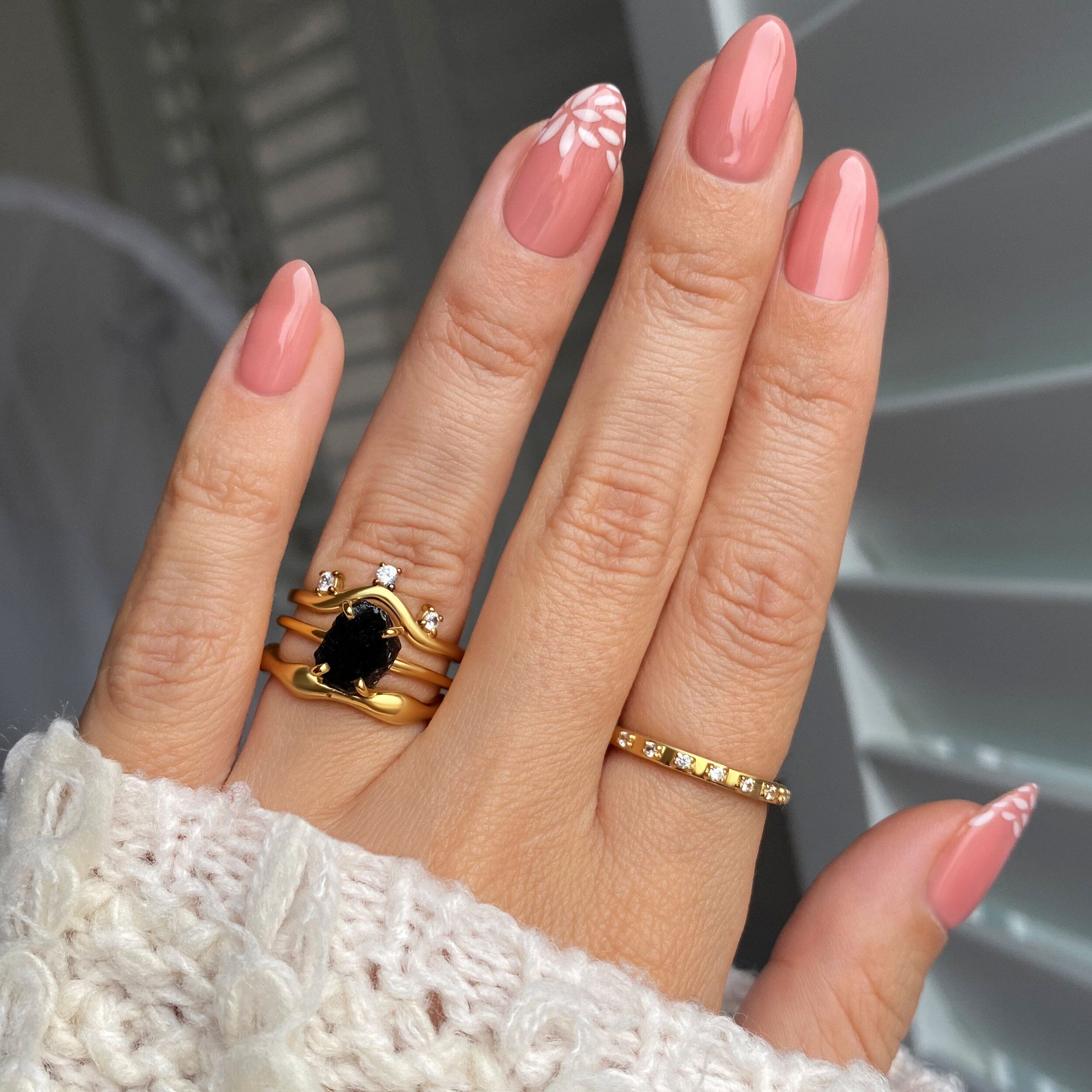 Raw Crystal Ring - Petite Black Obsidian、mySite、hinf8tx79