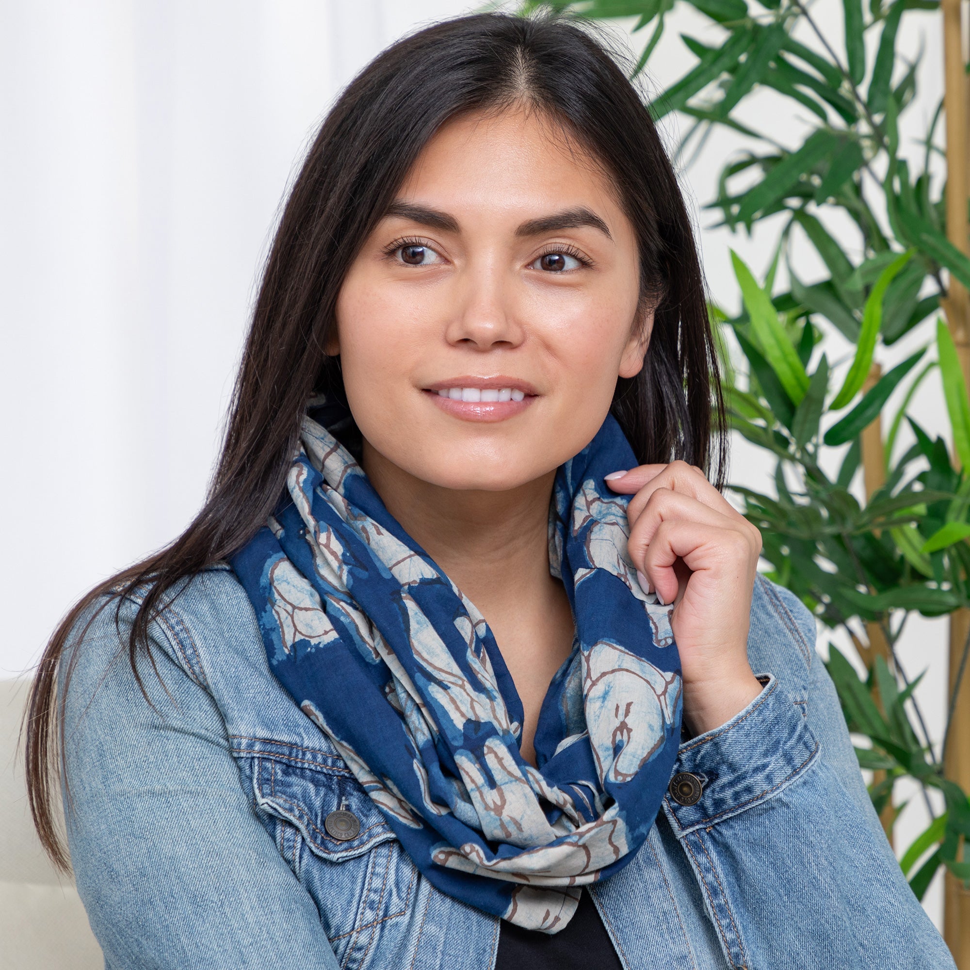 Cascade of Colors Infinity Scarf | Fair Trade、mySite、camillekostekn