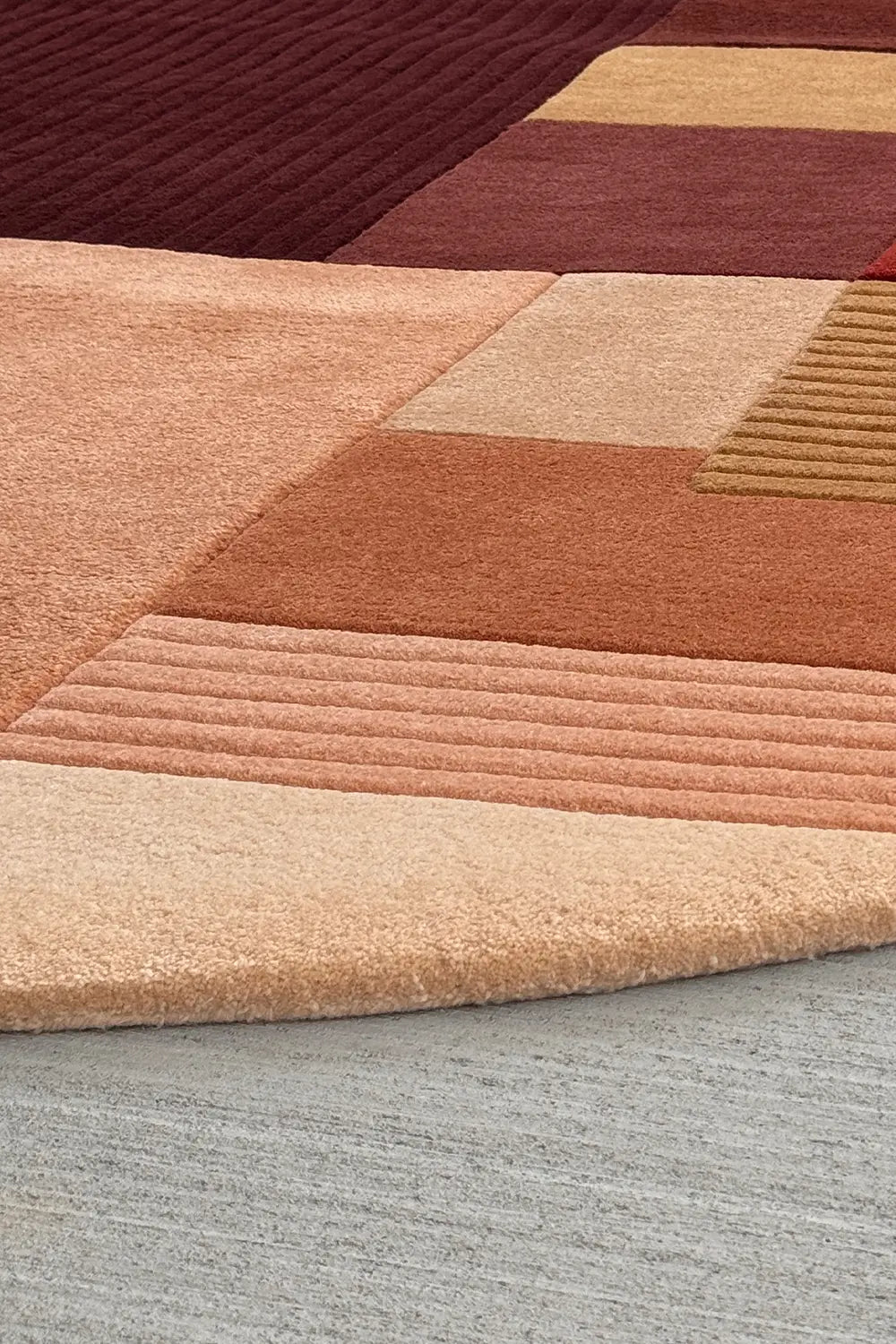 Sunset Mosaic Earth-Toned Arch Hand Tufted Wool Rug、mySite、gigharbornorthrealestate