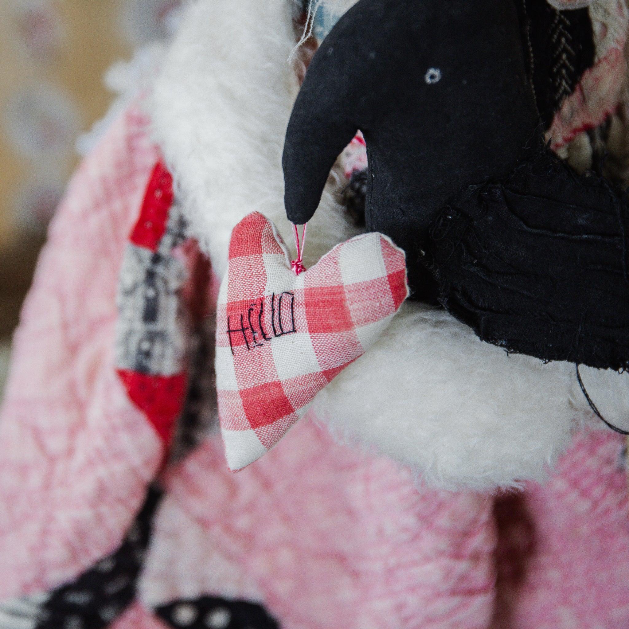 RETIRED - Hutch Studio - Hand Crafted Paisly Patchwork & Cawford、mySite、g9winljtr