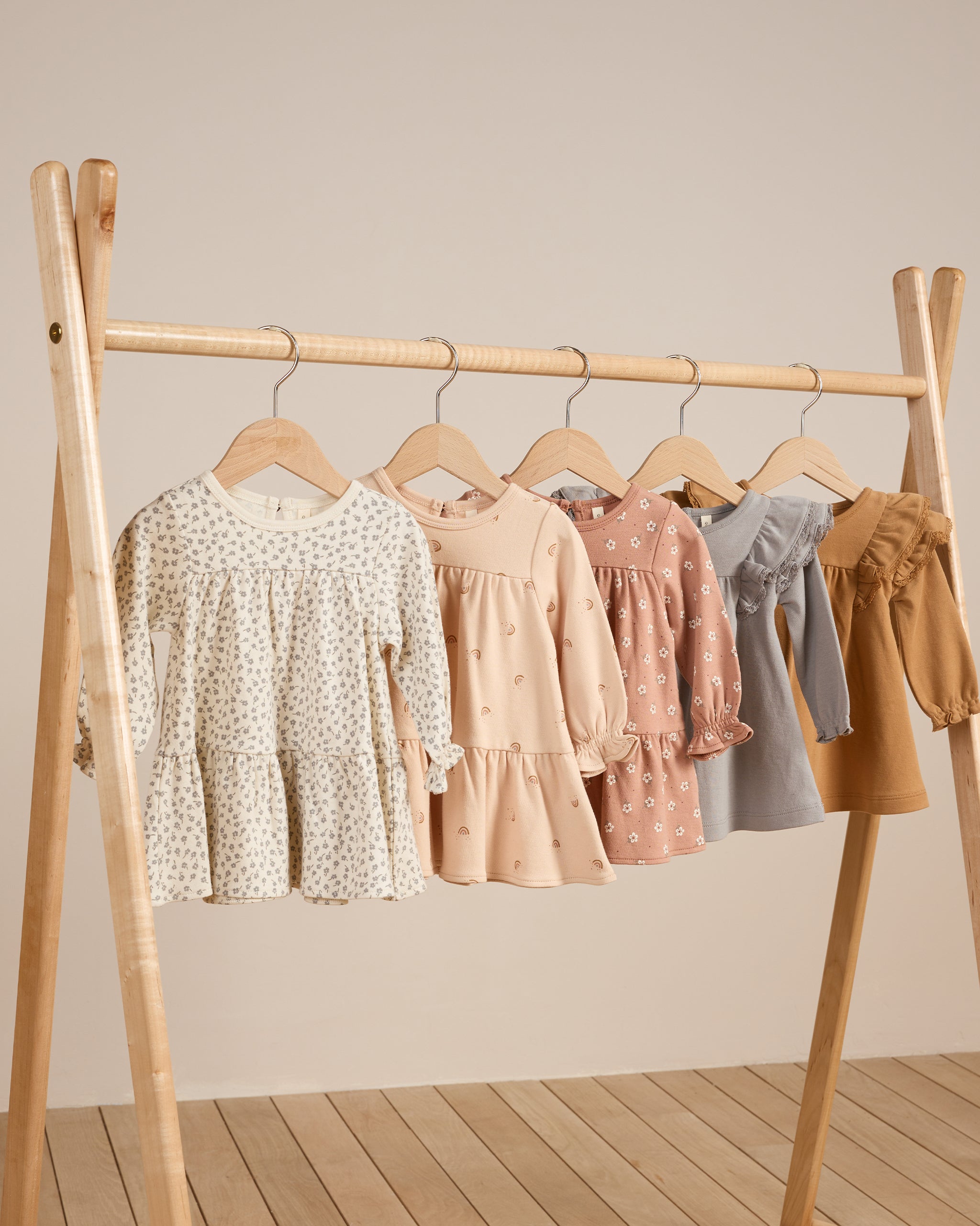  Tiered Jersey Dress || Rainbows、mySite、layawaytickets