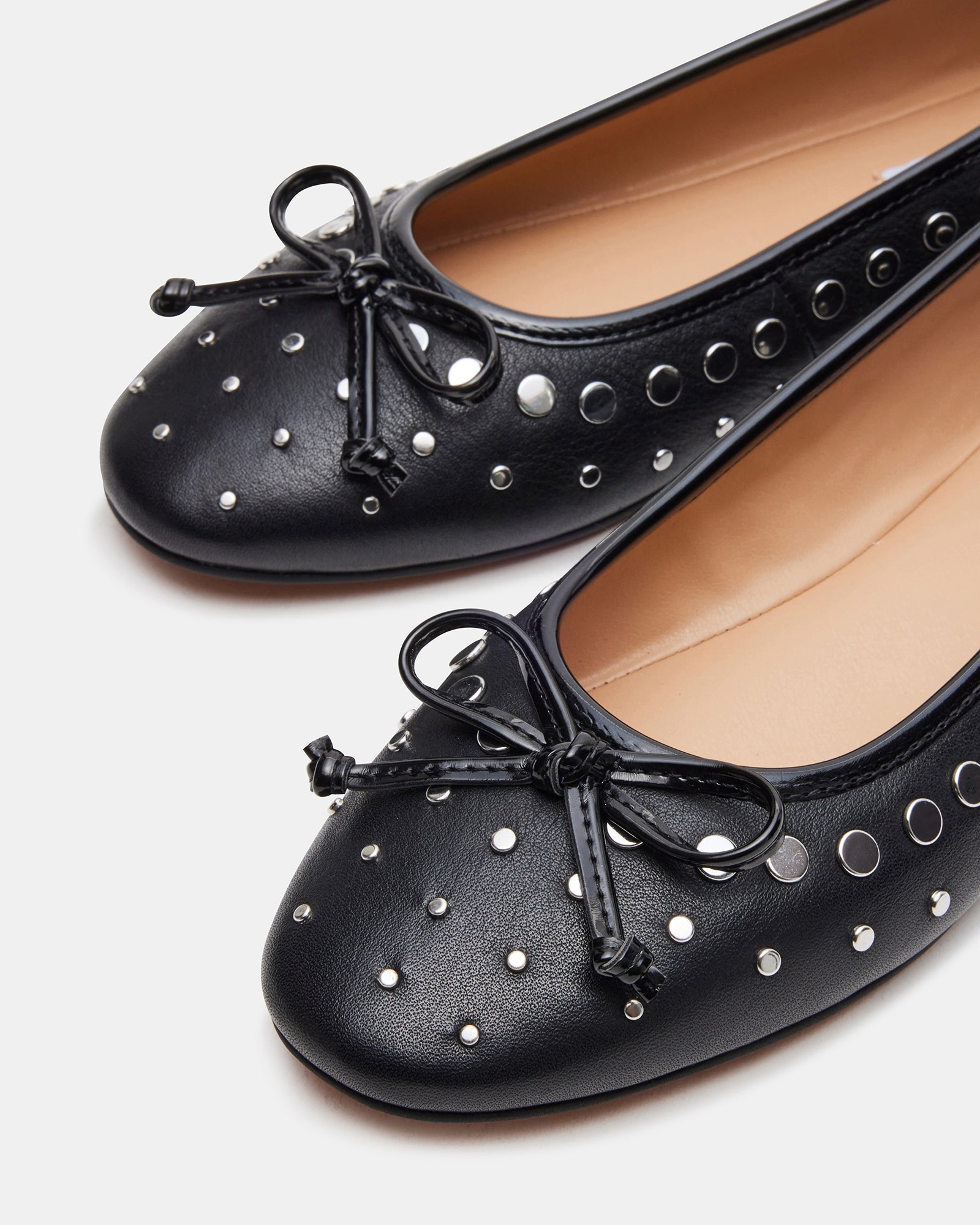 VIXEN BLACK STUDS、mySite、gtrtttuynbv