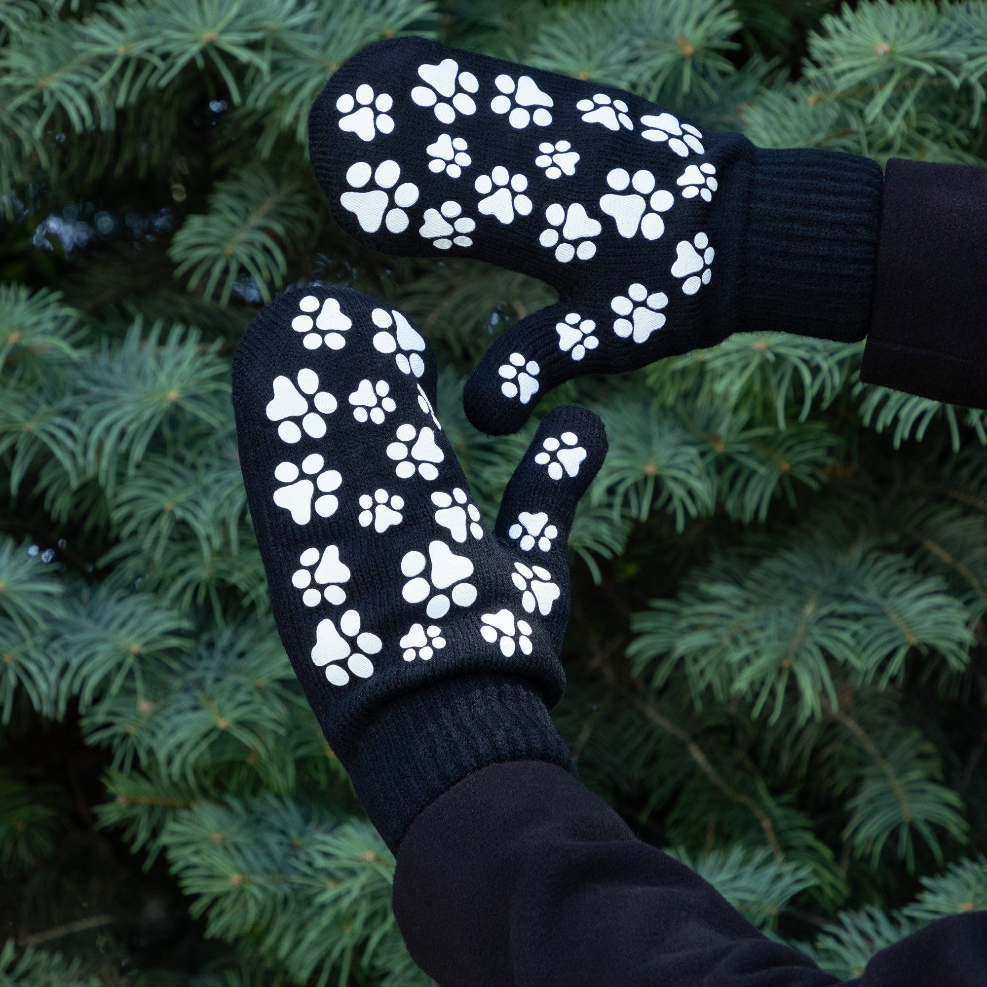 Pretty Paw Print Fleece-Lined Mittens、mySite、camillekostekn
