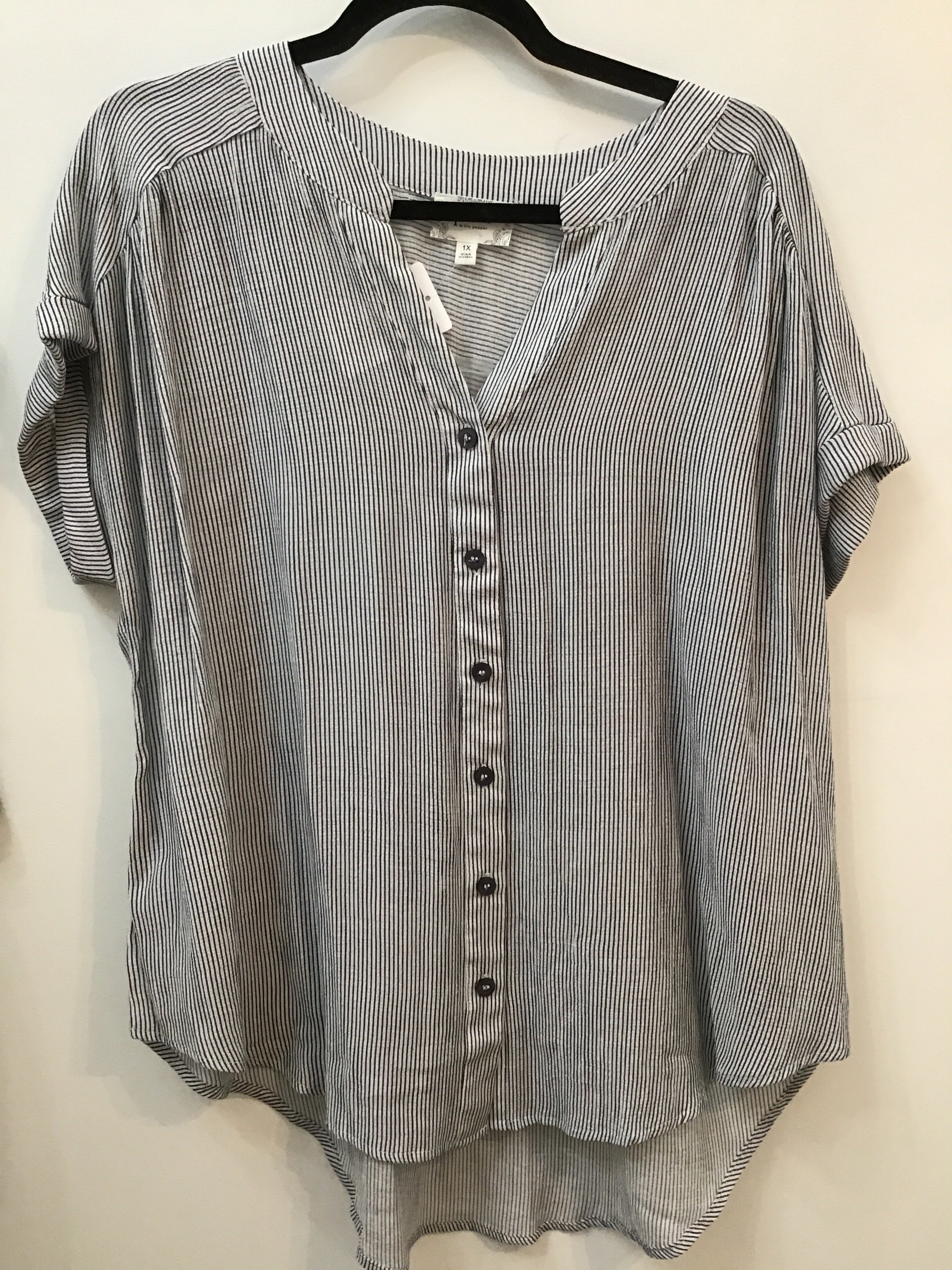 Amy's Pin Striped Blouse、mySite、garagedoors4me