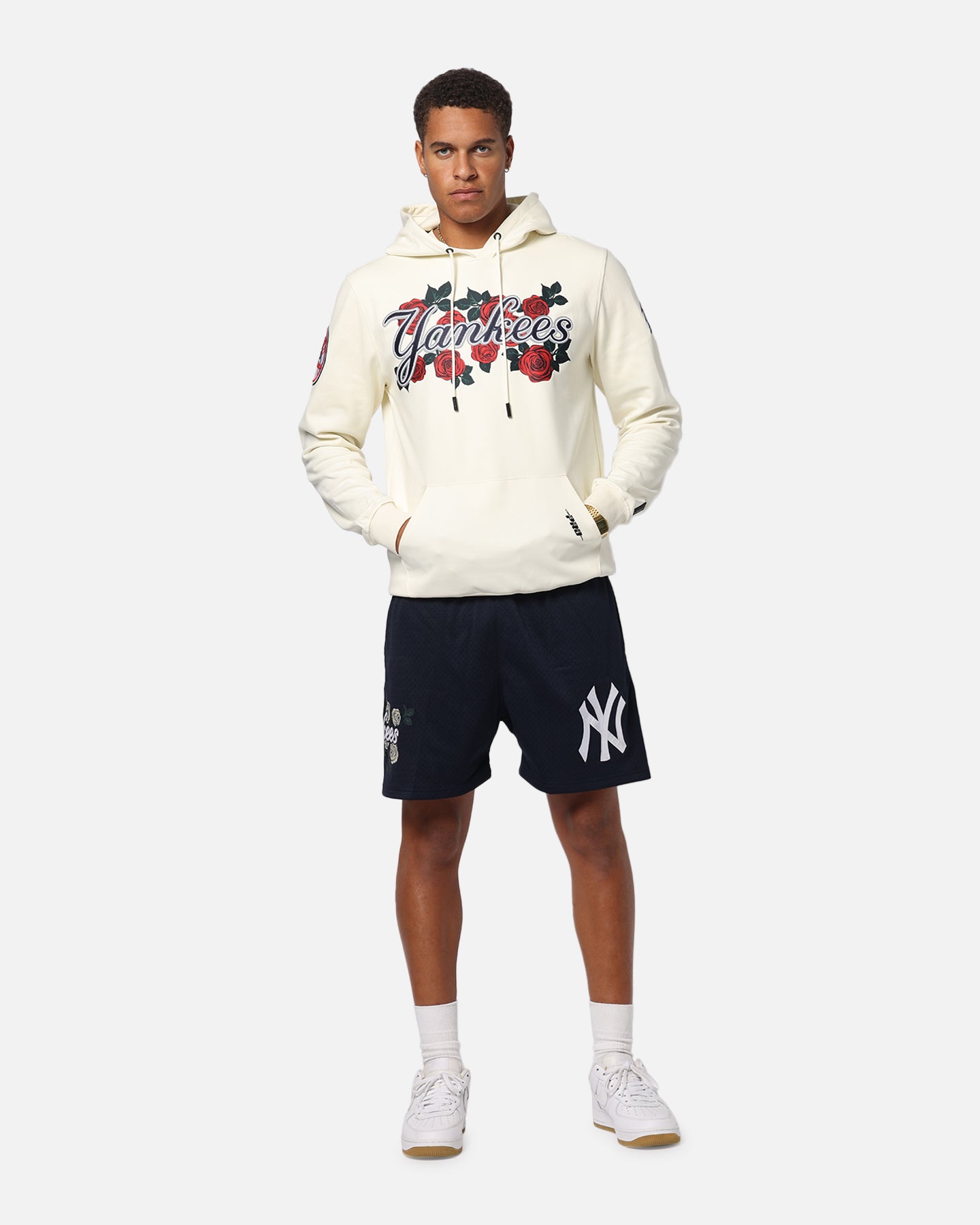 Pro Standard New York Yankees Roses Pullover Hoodie Eggshell、mySite、zt4zffjzw