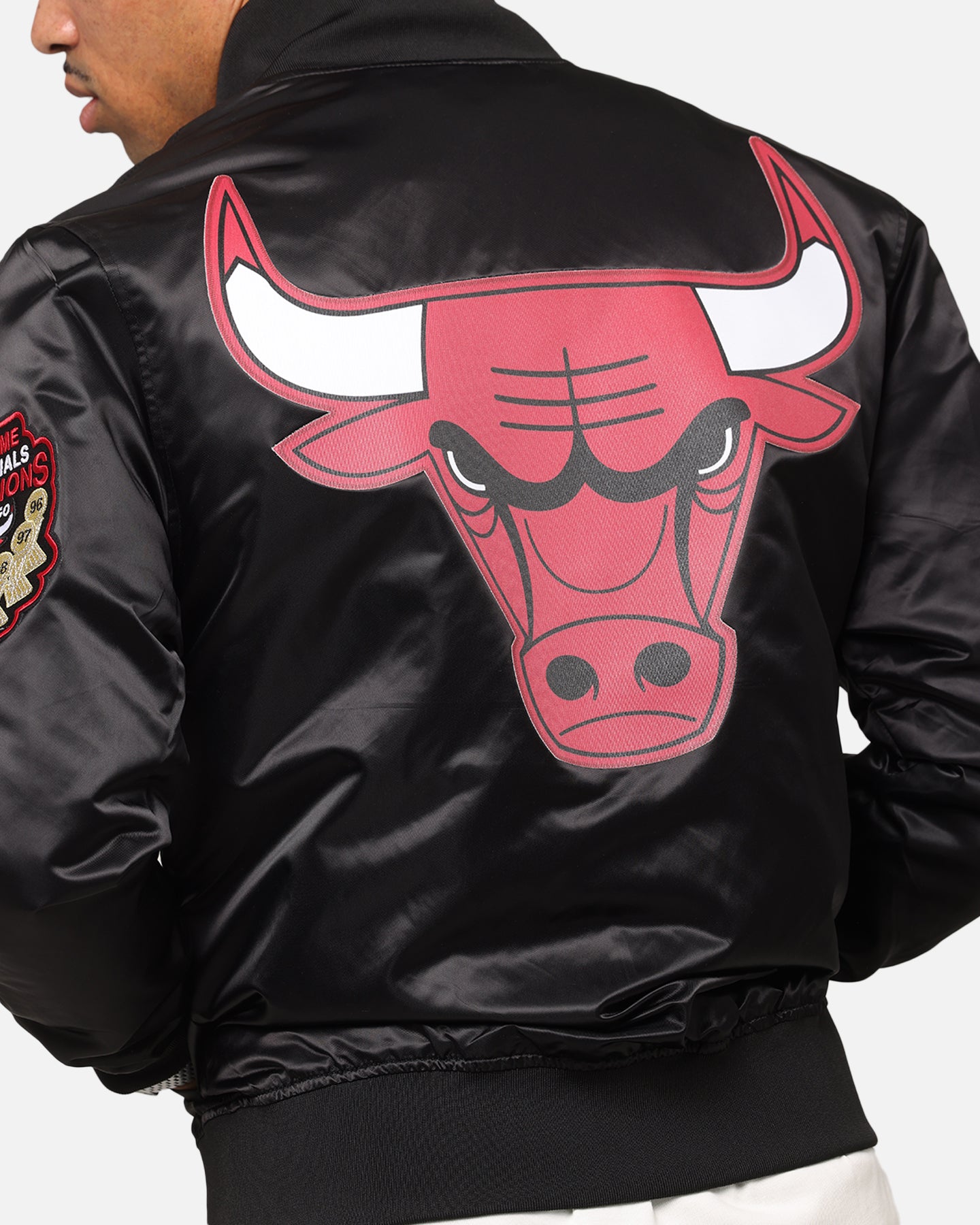 Pro Standard Chicago Bulls Big Logo Satin Jacket Black、mySite、zt4zffjzw
