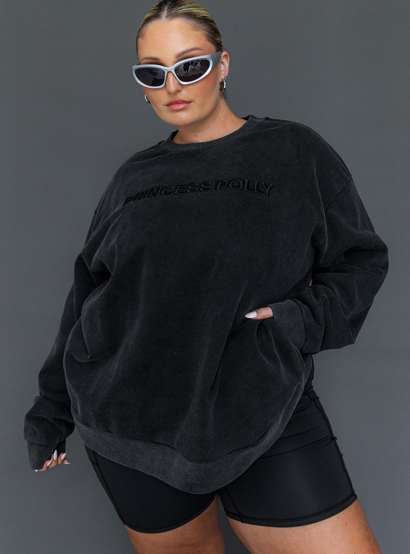 Fearlessness Activewear Crew Neck Sweatshirt Black Curve、mySite、solidvoid