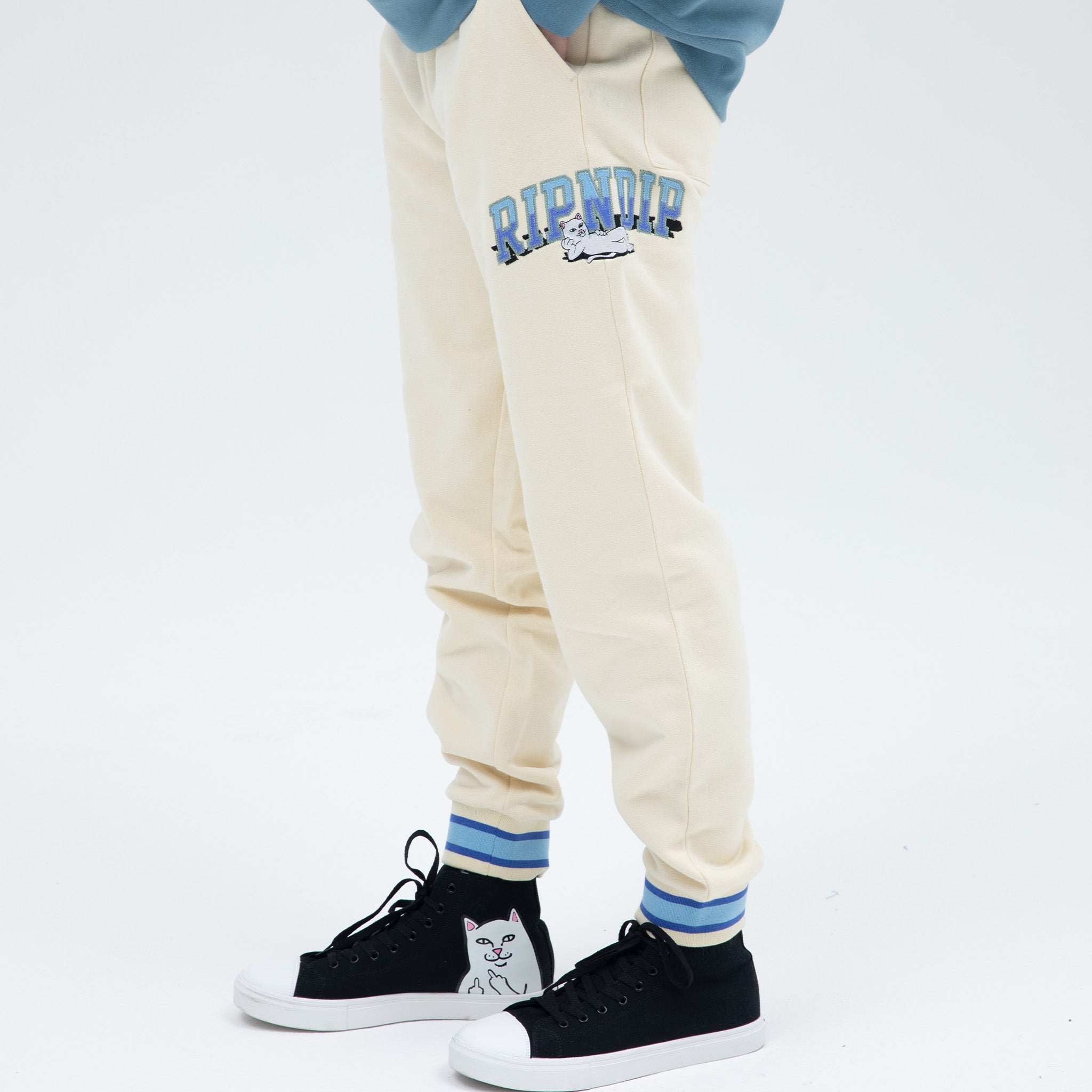  Team Spirit Embroidered Sweatpants (Natural)、mySite、merchandisen