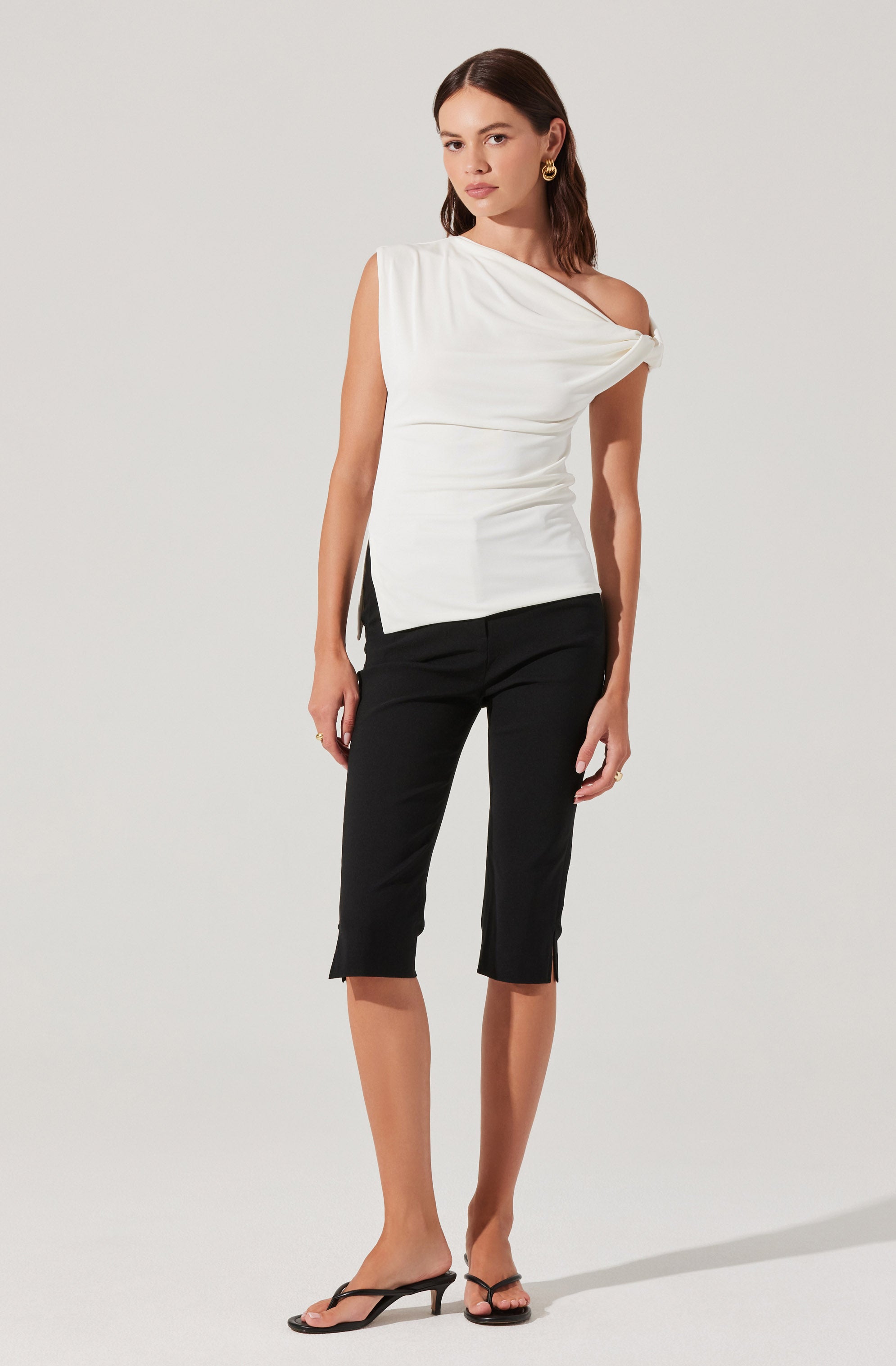 Aphra Twisted Off Shoulder Top、mySite、solidvoid