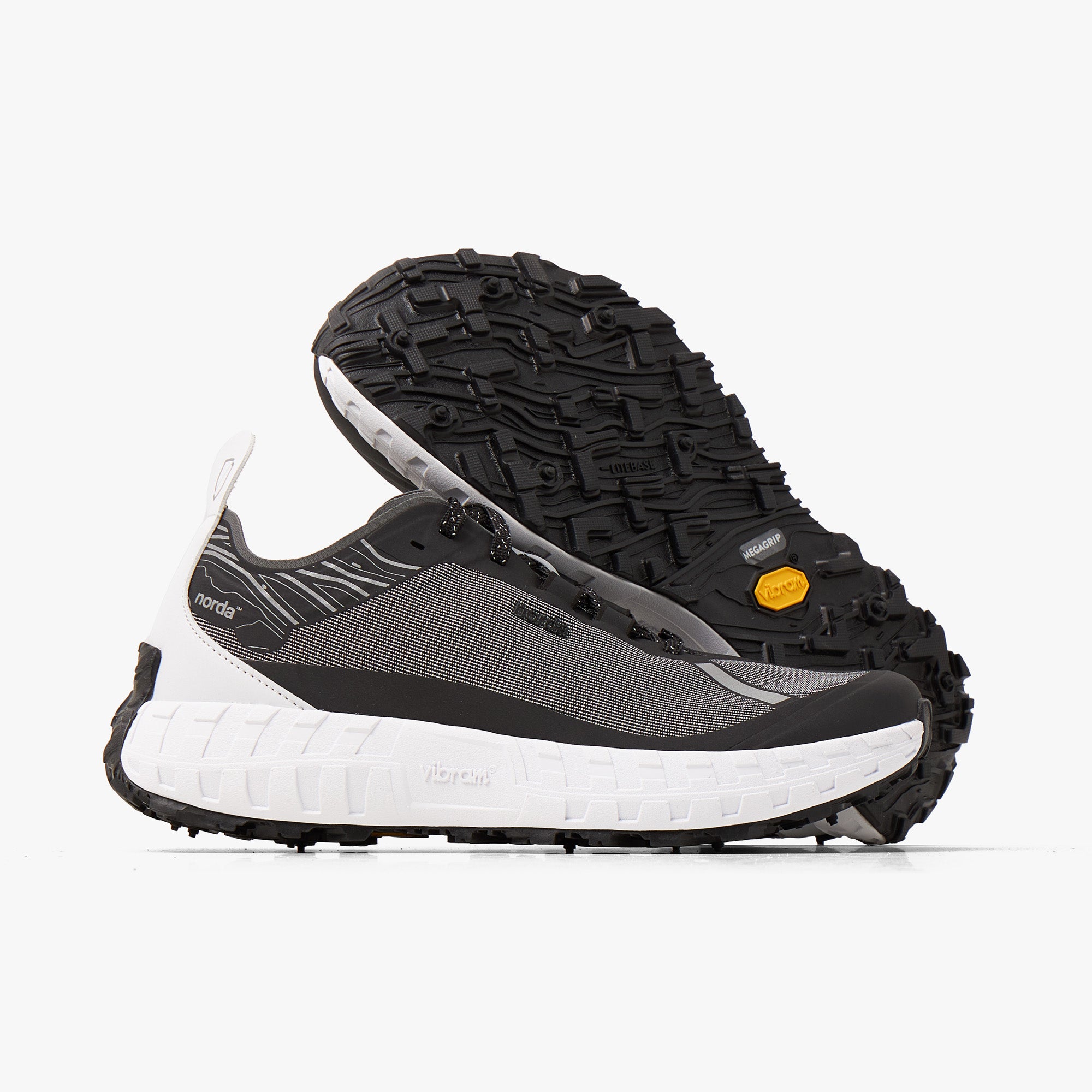  norda 001 / Core Black、mySite、merchandisen