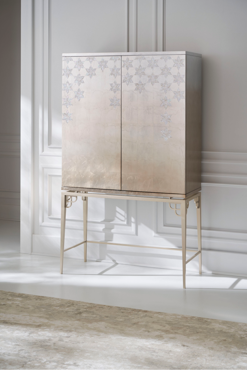 Silver Leaf Bar Cabinet | Caracole Oleander、mySite、neckold