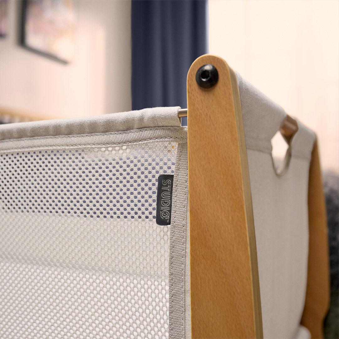  Snuz SnuzPod Studio Bedside Crib - Stockholm Natural、mySite、merchandisen