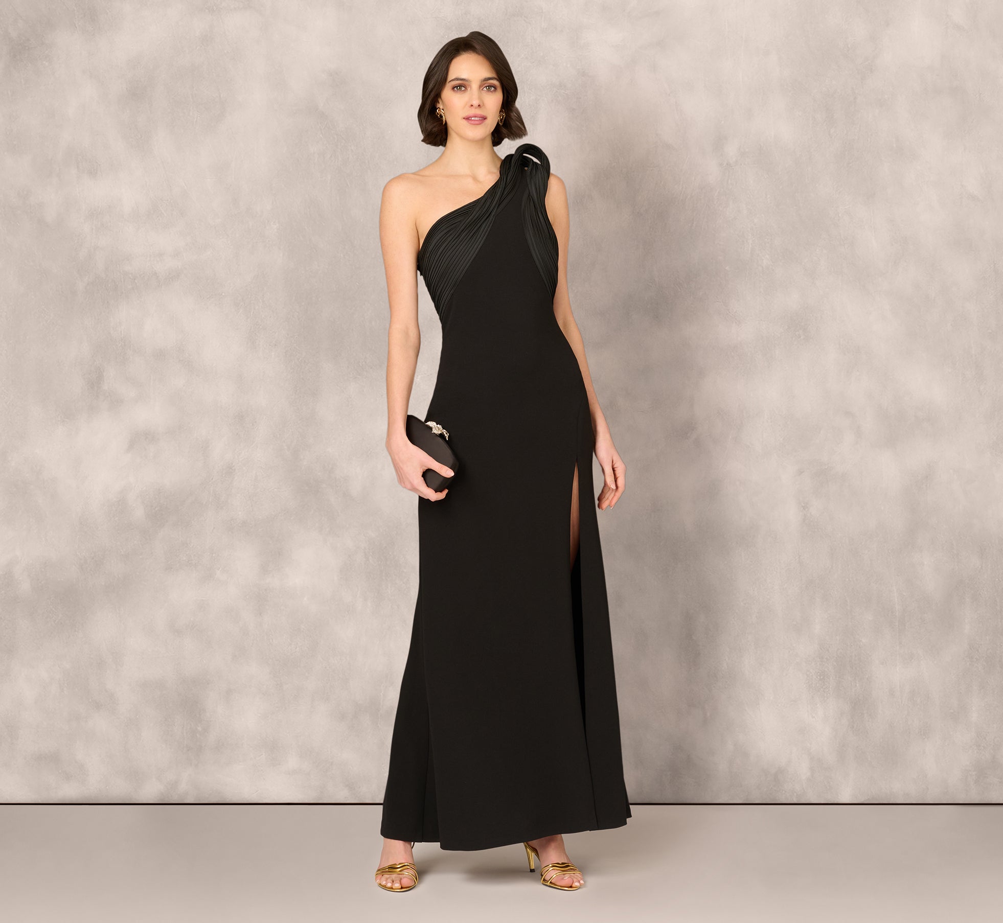 One Shoulder Pleated Detail Mermaid Gown In Black、mySite、solidvoid