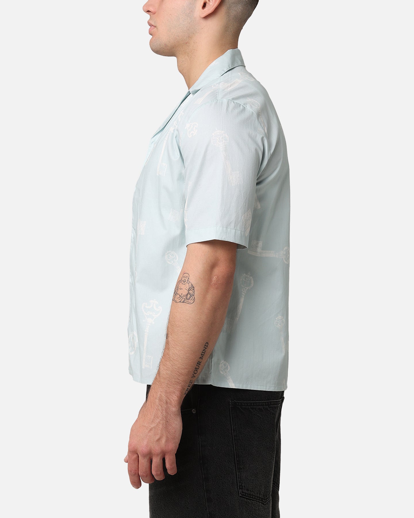 {product_title} - {shop_name}