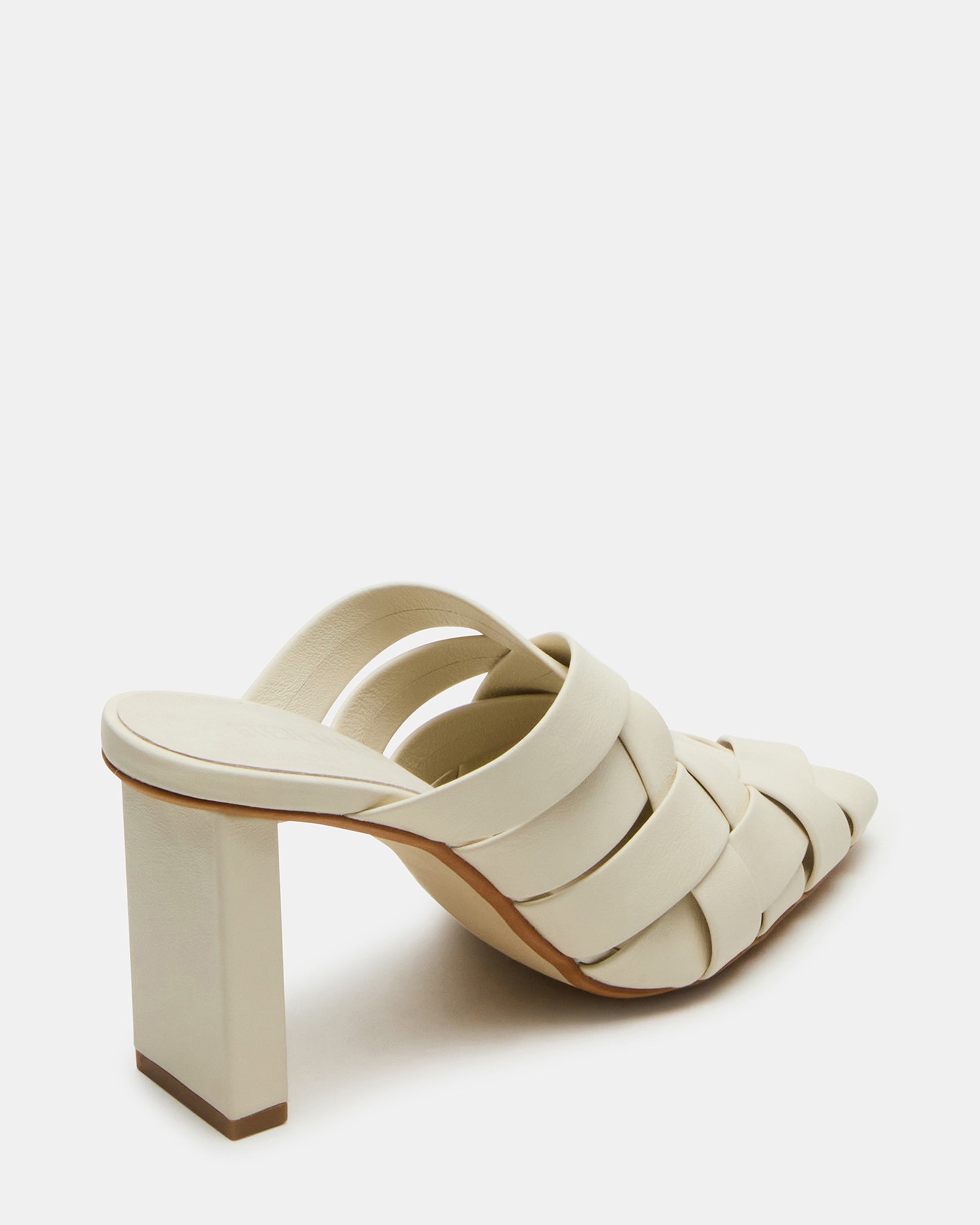 NAKITA WHITE、mySite、gtrtttuynbv