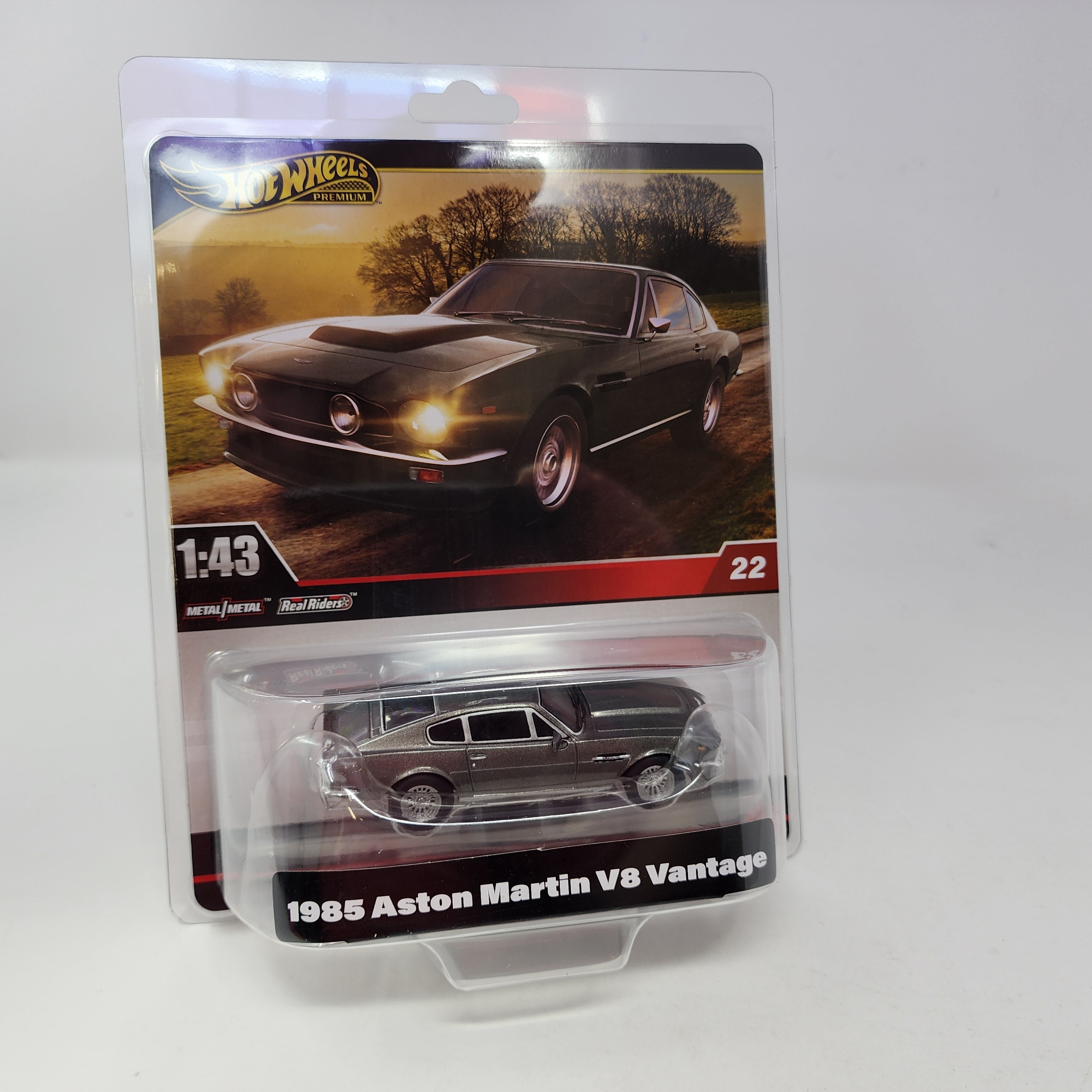 1985 Aston Martin V8 Vantage * 2025 Hot Wheels 1:43 Scale Series Case H、mySite、hgirdovlk